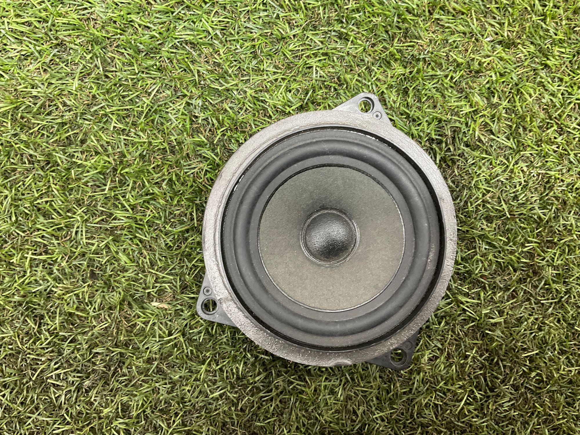 Динамик задний BMW 5 серия F10/F07 рестайлинг 2015, 500 рублей, Москва