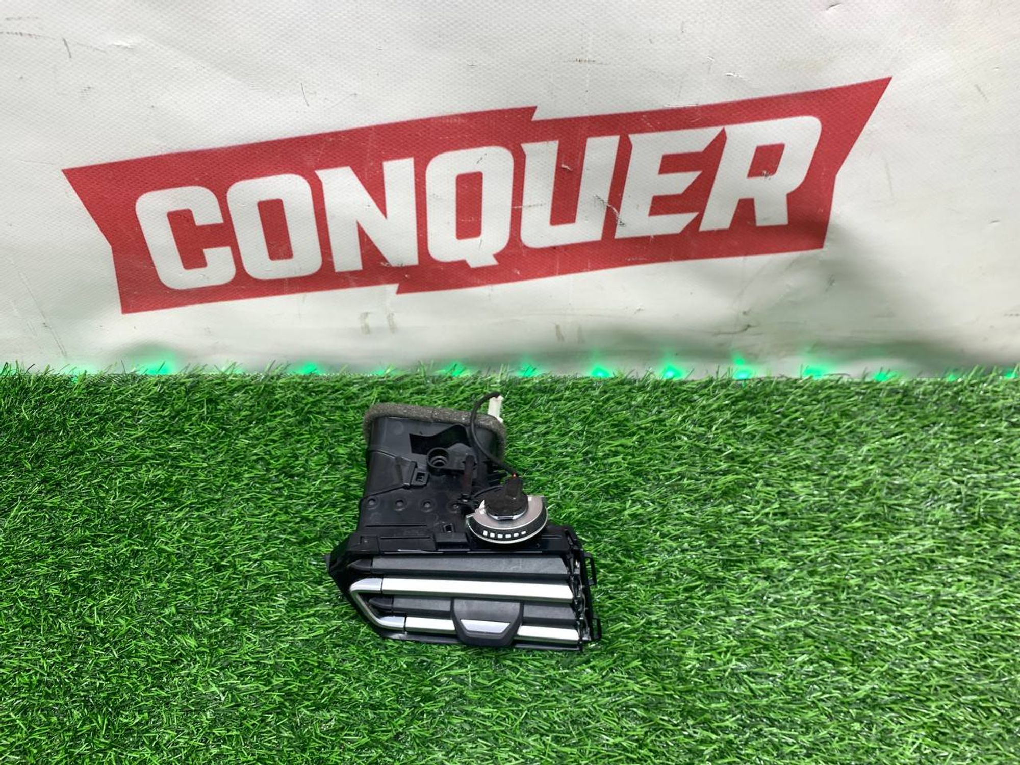https://ycs.partsauto.market/partsauto-images/thmbs/userImages/h353NjtZg3VDP19b5HMt7LlpbQ93/part/0a85102f-0d35-471d-8203-1b47d8281344_1732868586254.jpg