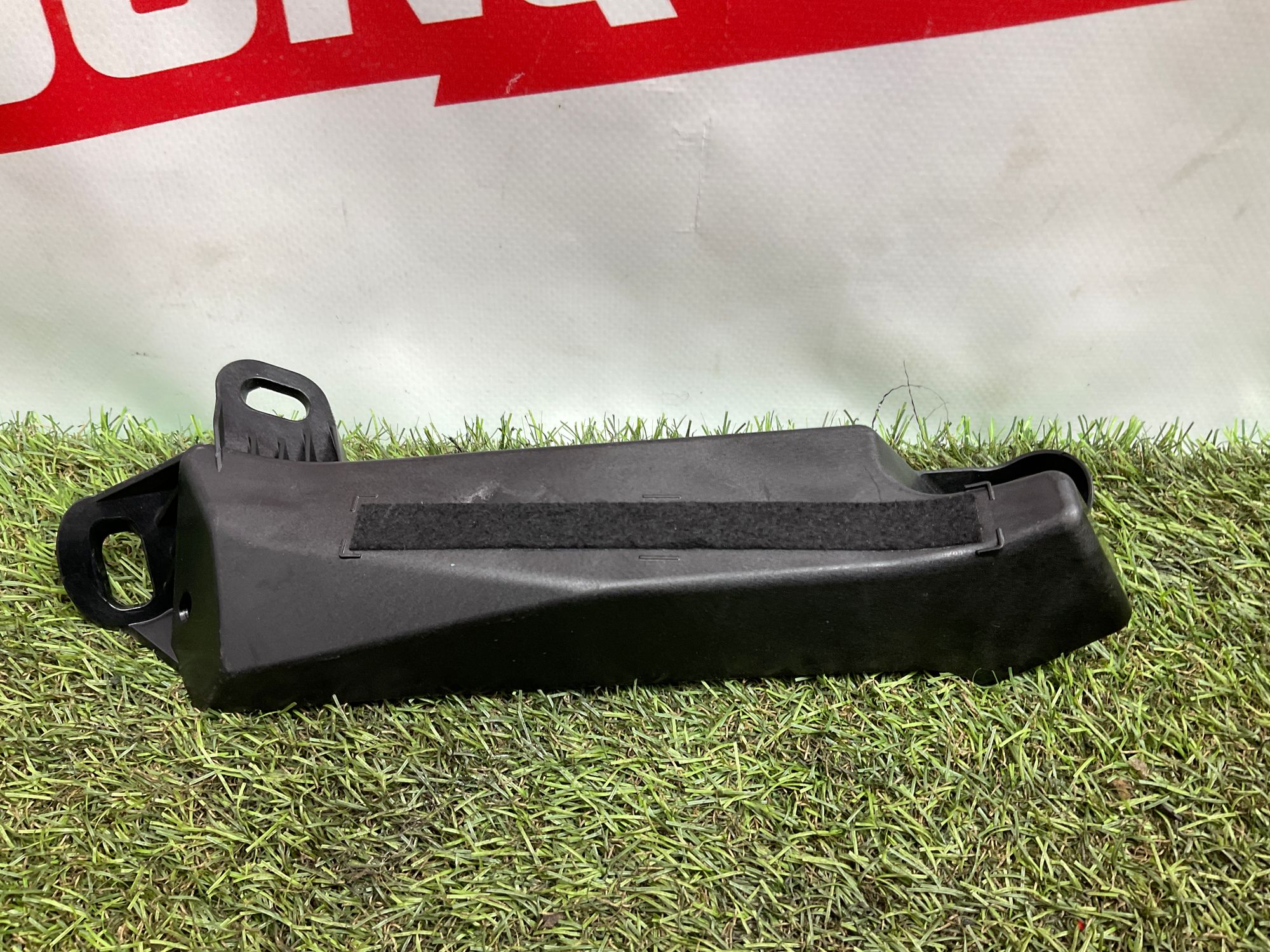 Накладка заднего сиденья левая BMW M3, G80 2023, 1000 рублей, Москва