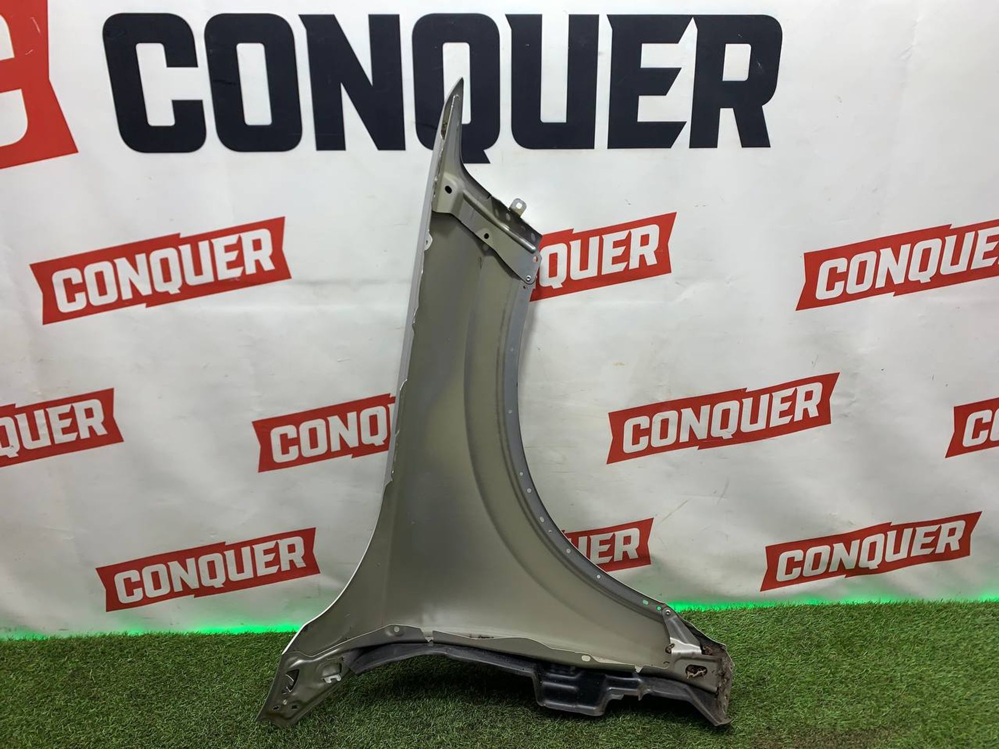 https://ycs.partsauto.market/partsauto-images/thmbs/userImages/h353NjtZg3VDP19b5HMt7LlpbQ93/part/0b25d3e9-e45b-4ea5-bcb6-0cab72a58c8c_1716030958827.jpg