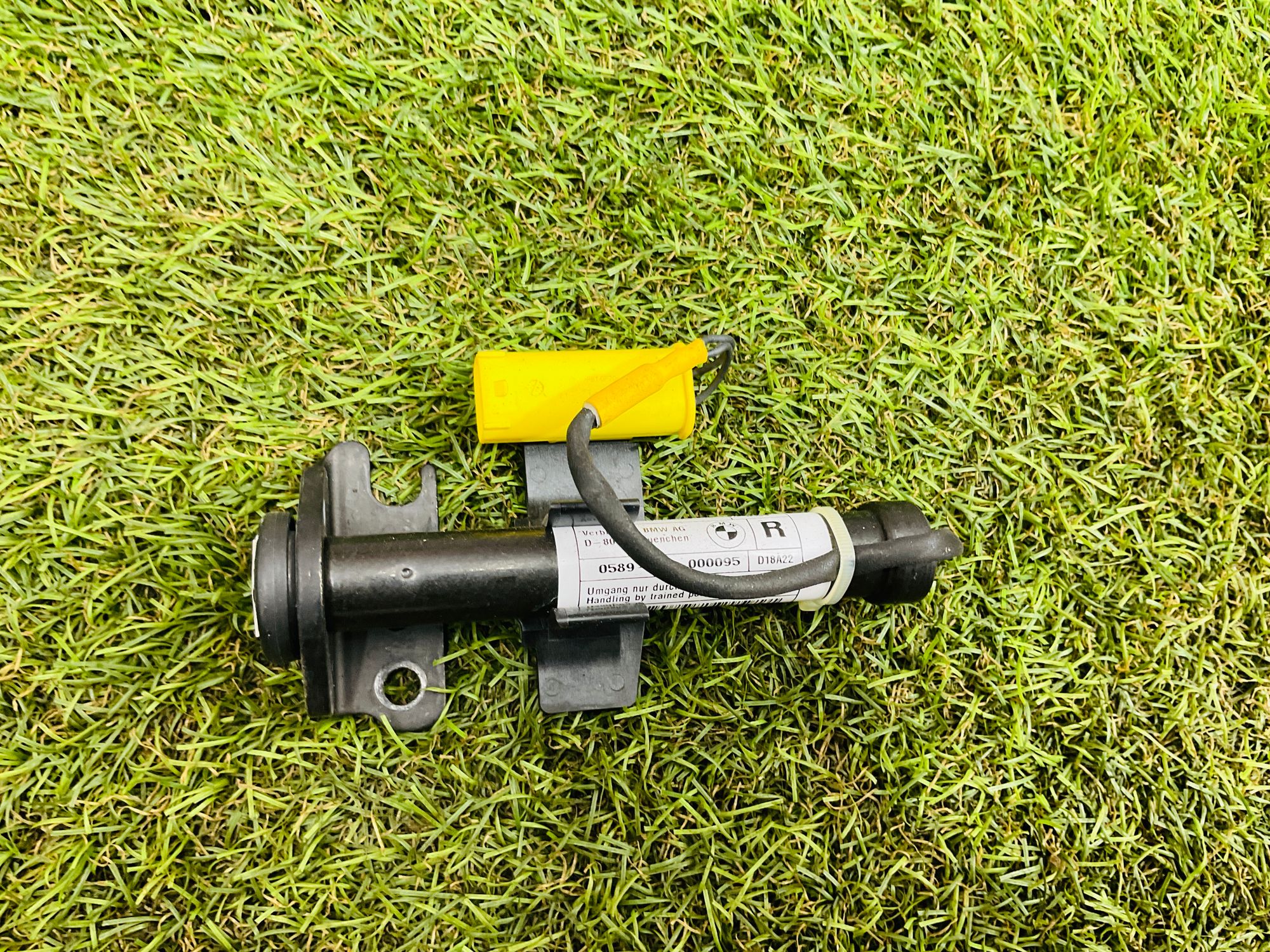 https://ycs.partsauto.market/partsauto-images/thmbs/userImages/h353NjtZg3VDP19b5HMt7LlpbQ93/part/0b5db7b9-a725-4fc6-b377-26ca4f423cd8_1779264068760.jpg