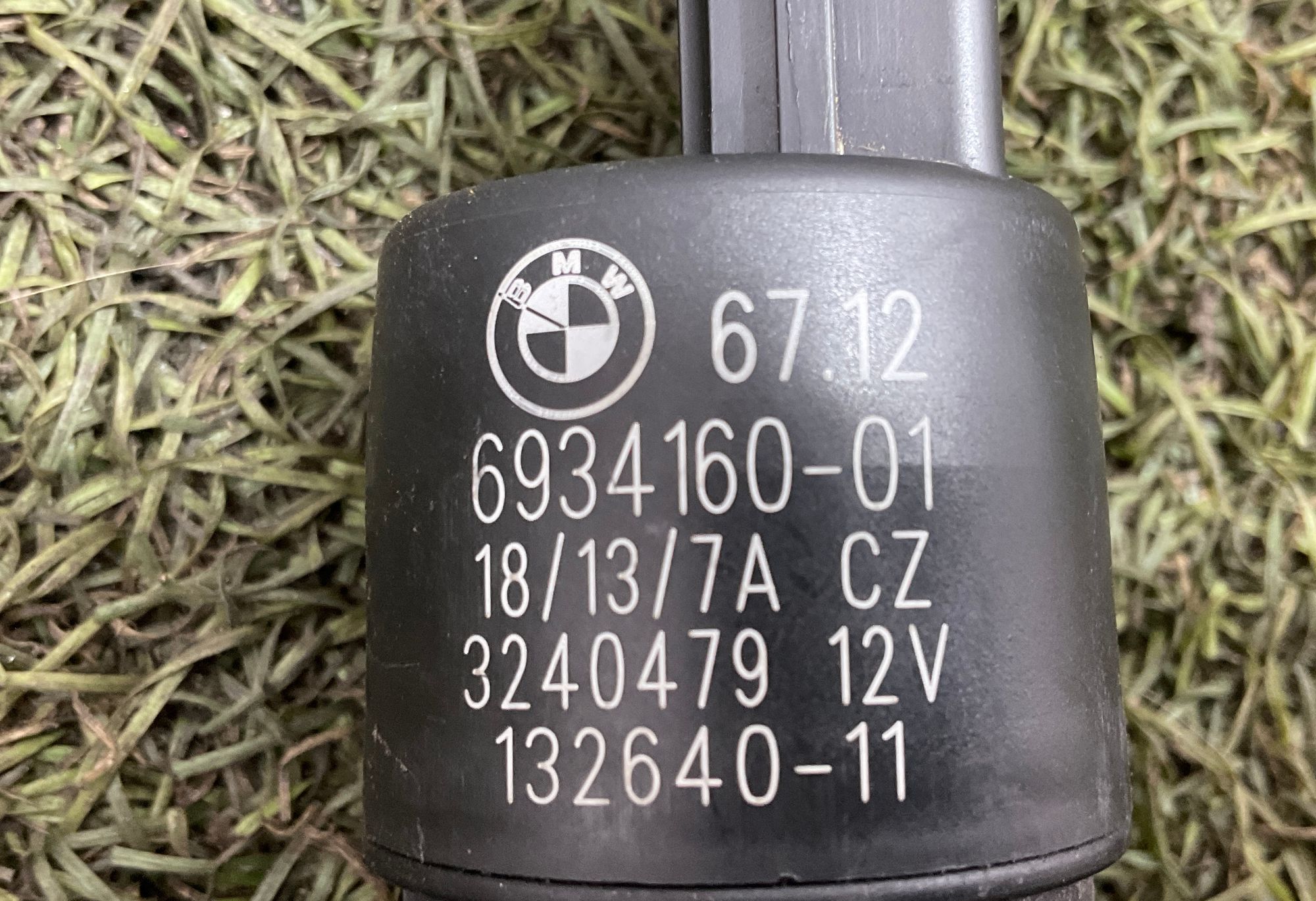 Насос омывателя BMW 5 серия, F10/F11/F07 рестайлинг, 1000 рублей, Москва