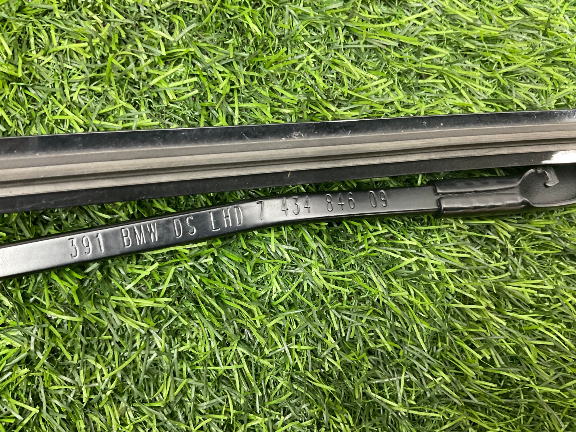 https://ycs.partsauto.market/partsauto-images/thmbs/userImages/h353NjtZg3VDP19b5HMt7LlpbQ93/part/0b8c98a0-c146-4d01-a5b4-6674eba110b5_1734514273154.jpg