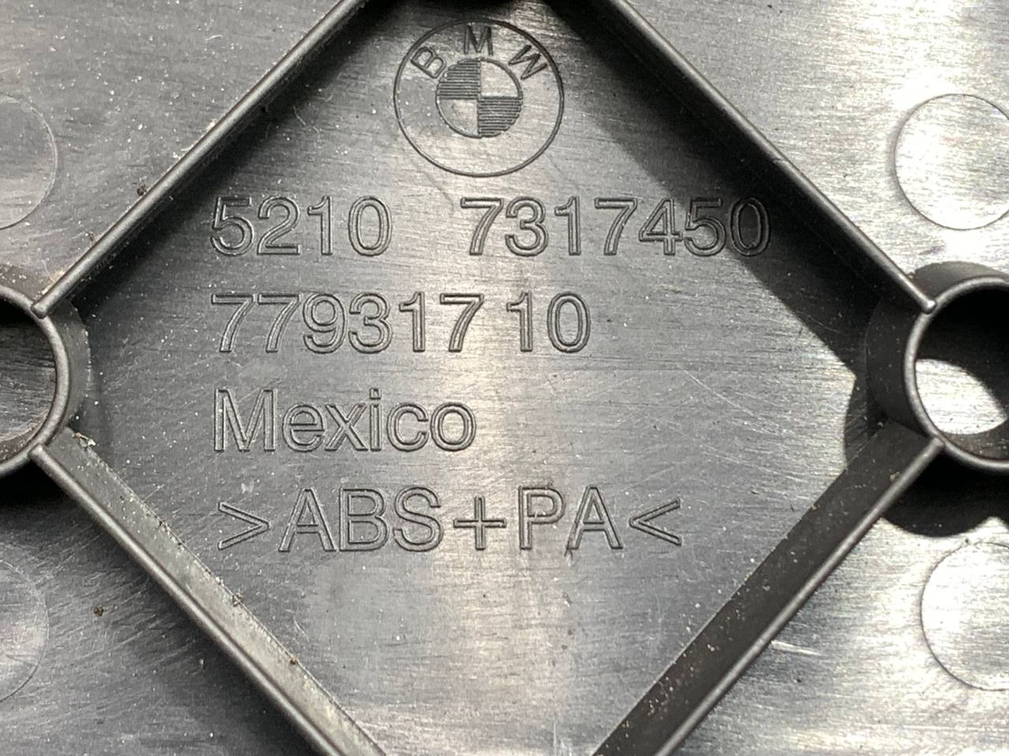 https://ycs.partsauto.market/partsauto-images/thmbs/userImages/h353NjtZg3VDP19b5HMt7LlpbQ93/part/0bdede2b-27c6-471e-b03b-04d9eaa3462e_1708763972801.jpg