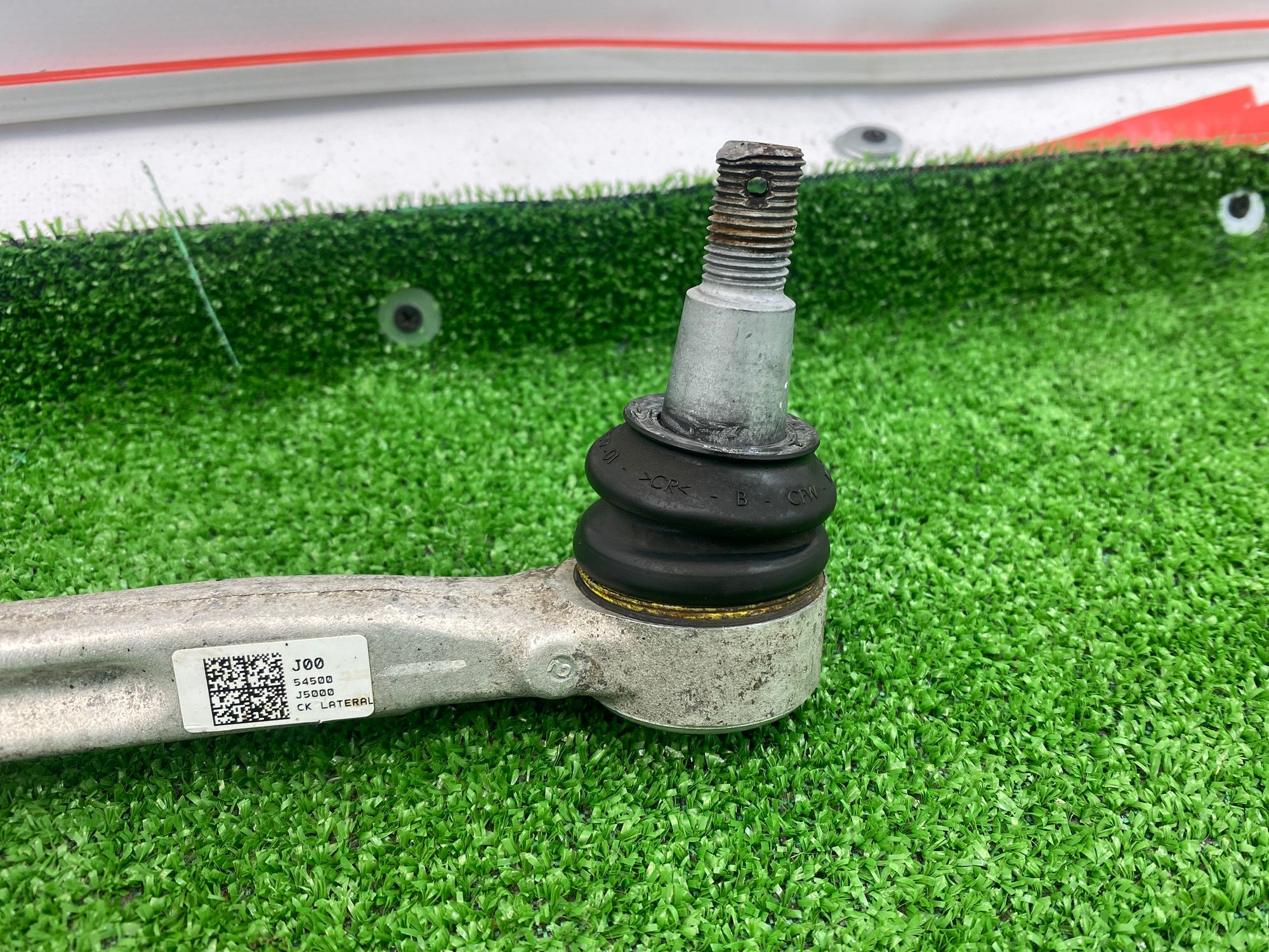 https://ycs.partsauto.market/partsauto-images/thmbs/userImages/h353NjtZg3VDP19b5HMt7LlpbQ93/part/0c313d7a-ab2d-4dfd-9b96-5780affe7ecc_1741704955078.jpg