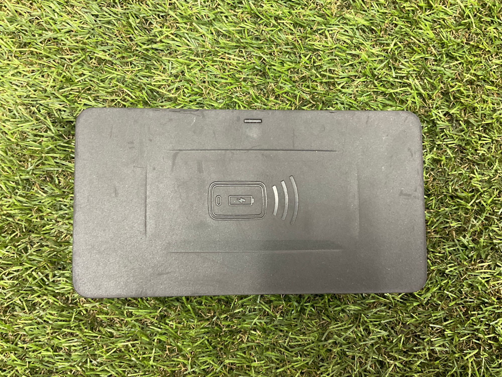 Беспроводная зарядка BMW 7 серия, G11/G12 рестайлинг (2019-2023), 10000 рублей, Москва