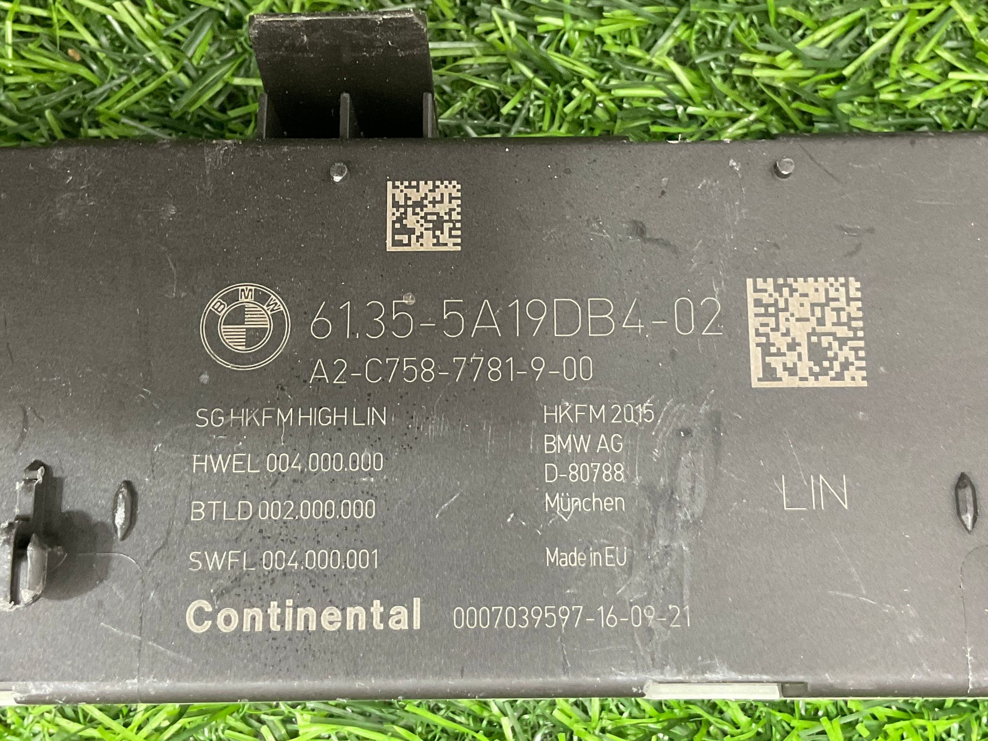 https://ycs.partsauto.market/partsauto-images/thmbs/userImages/h353NjtZg3VDP19b5HMt7LlpbQ93/part/0c994663-1afd-4aa3-9a71-0f1be090f703_1734442750375.jpg