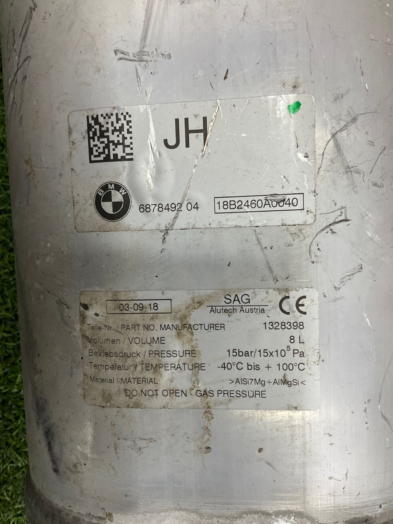 https://ycs.partsauto.market/partsauto-images/thmbs/userImages/h353NjtZg3VDP19b5HMt7LlpbQ93/part/0d24f828-de53-42f0-9a90-00c4cc7b36d9_1741763625277.jpg