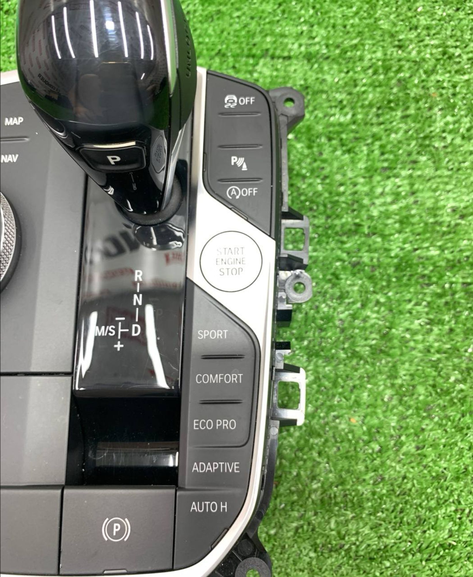 https://ycs.partsauto.market/partsauto-images/thmbs/userImages/h353NjtZg3VDP19b5HMt7LlpbQ93/part/0d258fe7-c448-41c7-a7b6-f6ee95c7874e_1719661769585.jpg