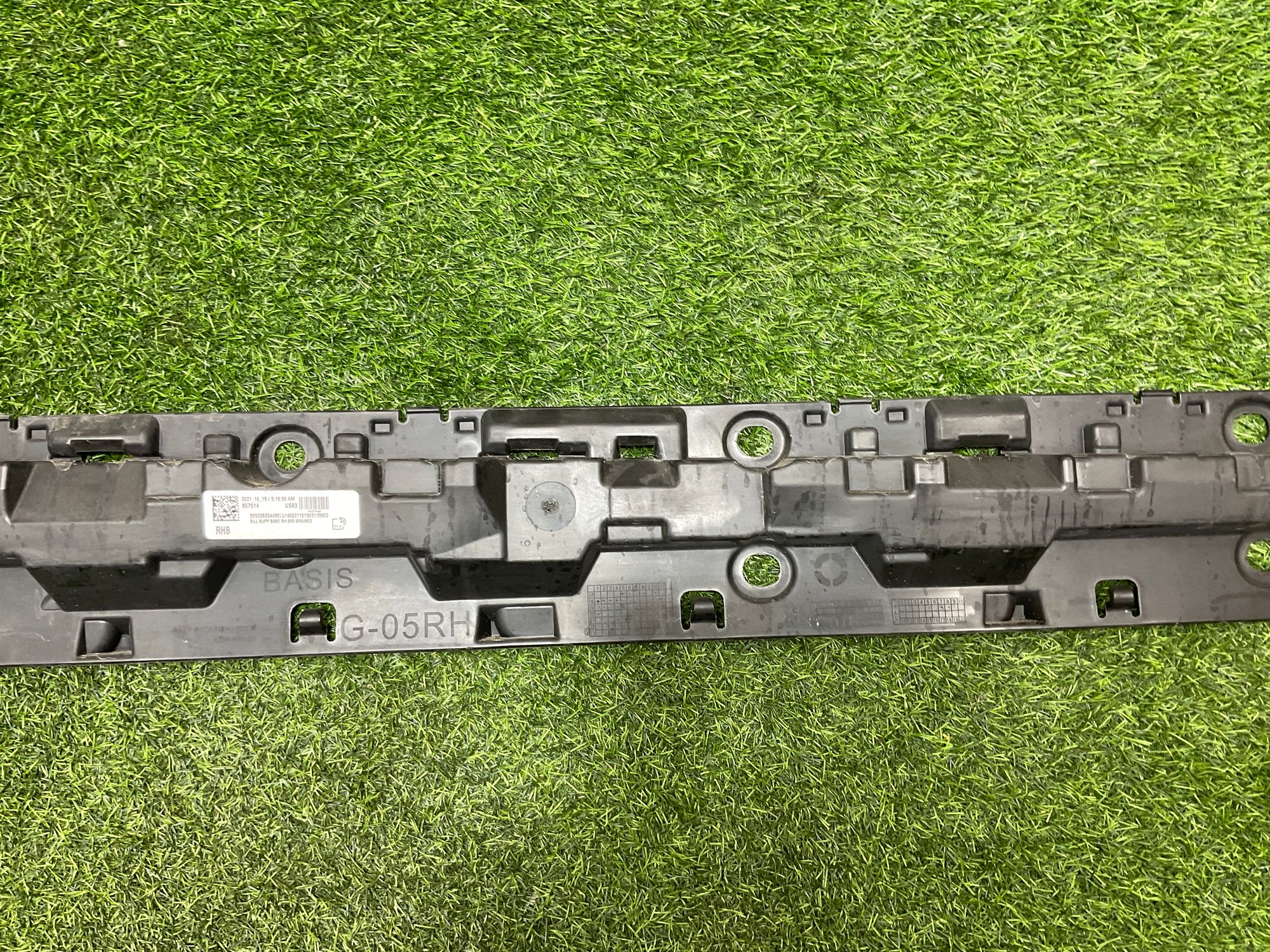 https://ycs.partsauto.market/partsauto-images/thmbs/userImages/h353NjtZg3VDP19b5HMt7LlpbQ93/part/0d74a5a0-8e3b-4eac-820b-ee6540ce893d_1735205317044.jpg