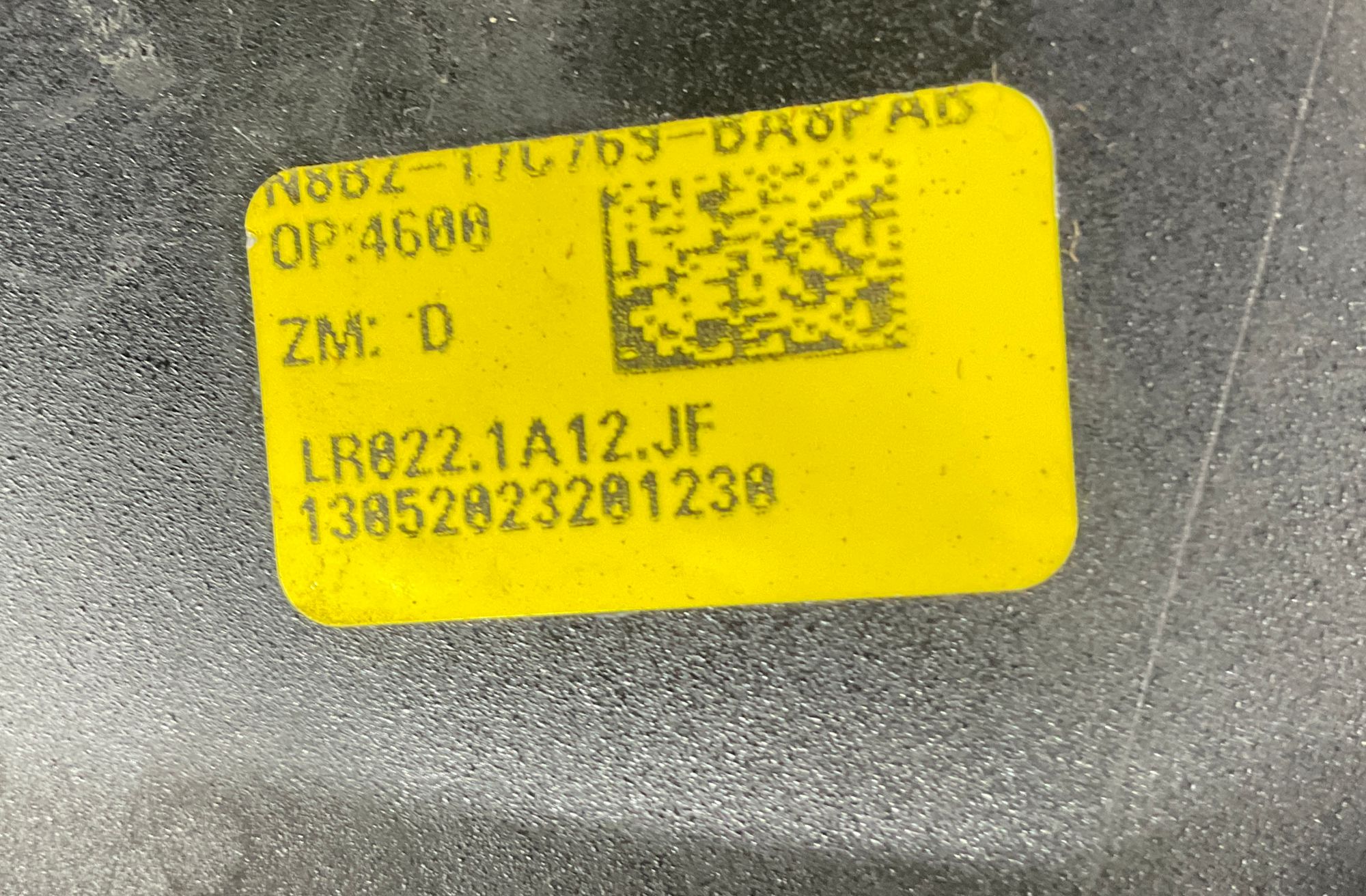 Накладка заднего бампера левая Land Rover Defender II L663 2022, 5000 рублей, Москва