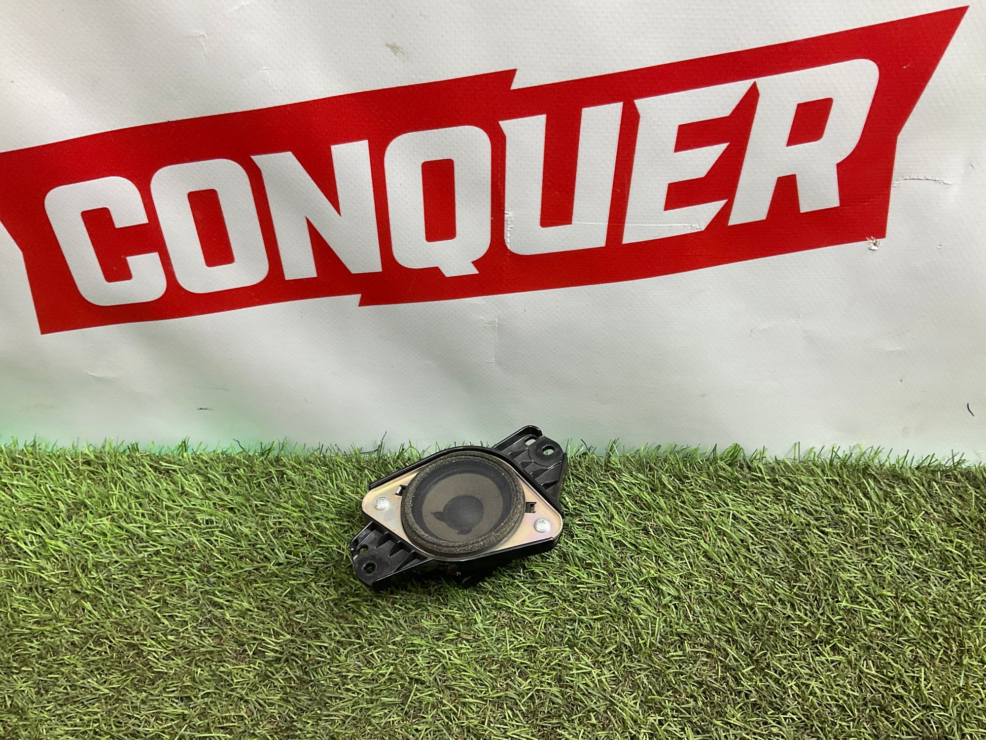 Динамик передней панели Toyota Land Cruiser 200 рестайлинг 2 (2015—2023) 2017, 3000 рублей, Москва