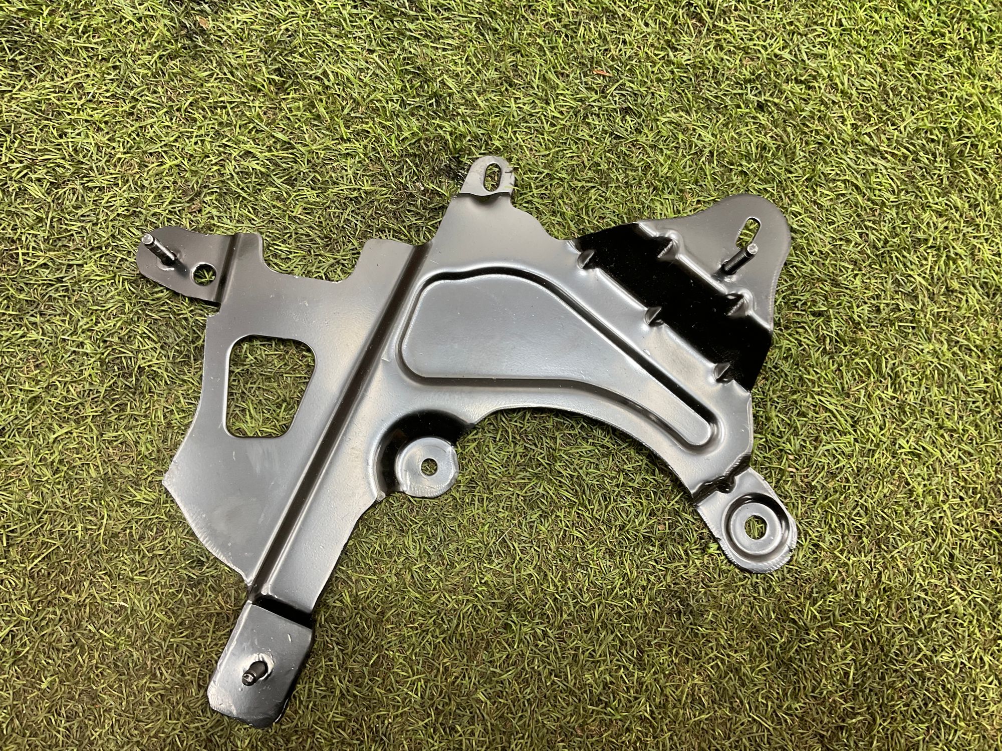 Крепление отопителя салона Land Rover Defender II L663 2022, 3000 рублей, Москва