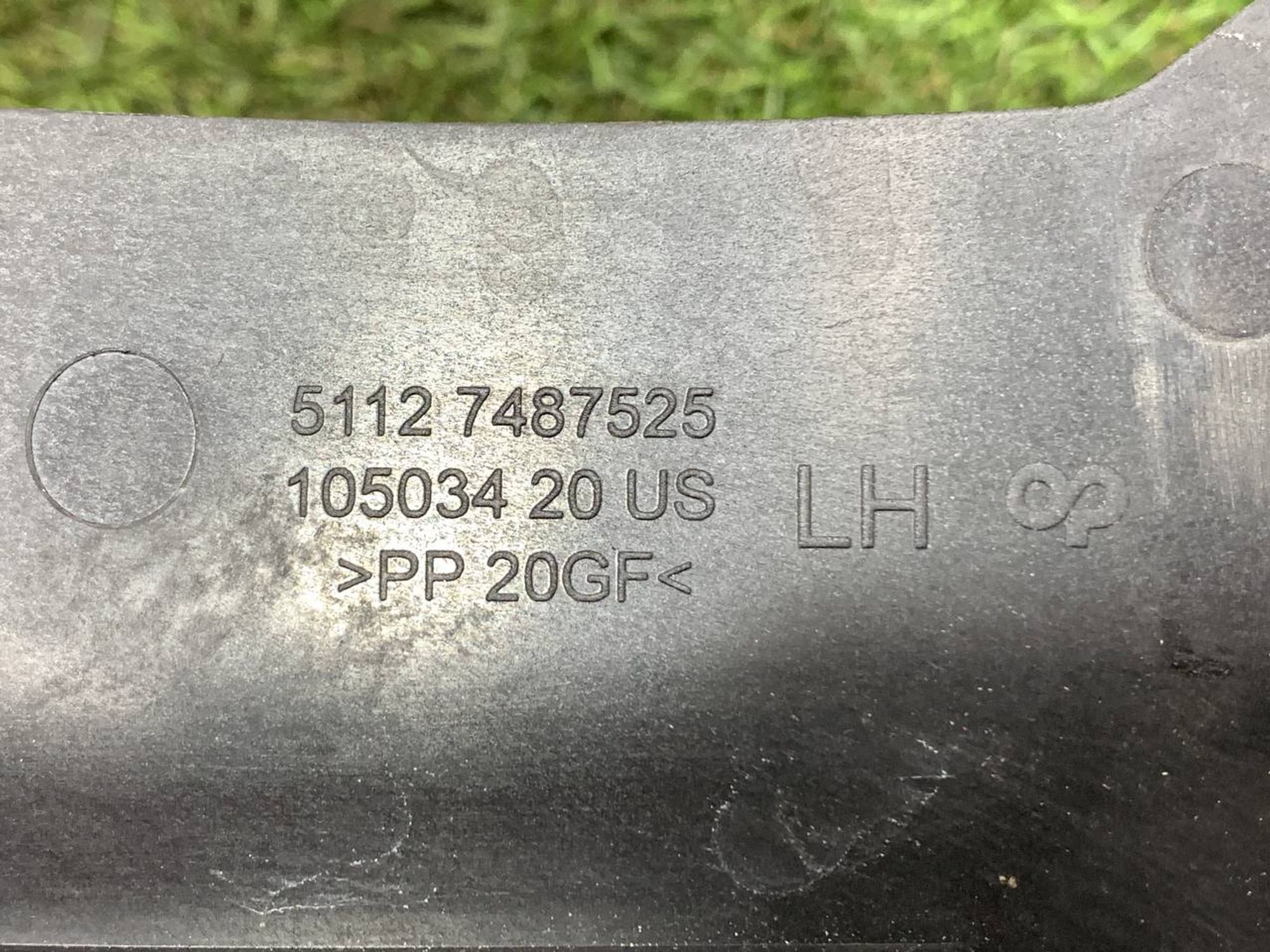 https://ycs.partsauto.market/partsauto-images/thmbs/userImages/h353NjtZg3VDP19b5HMt7LlpbQ93/part/0e4dd280-f2e7-4fce-966b-5aa74ce78b6e_1718791133700.jpg