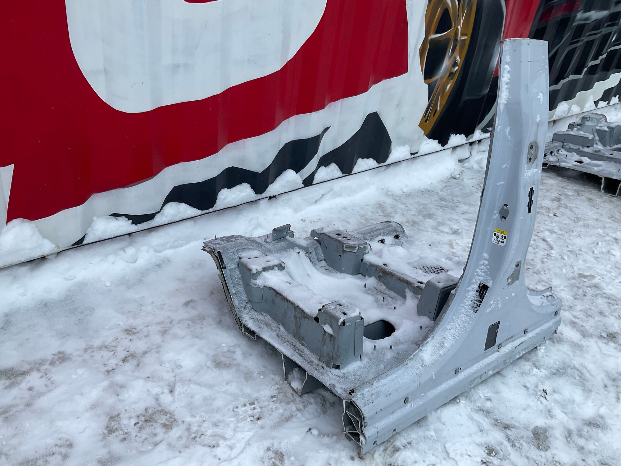 Стойка кузова левая Land Rover Defender II 2022, 50000 рублей, Москва