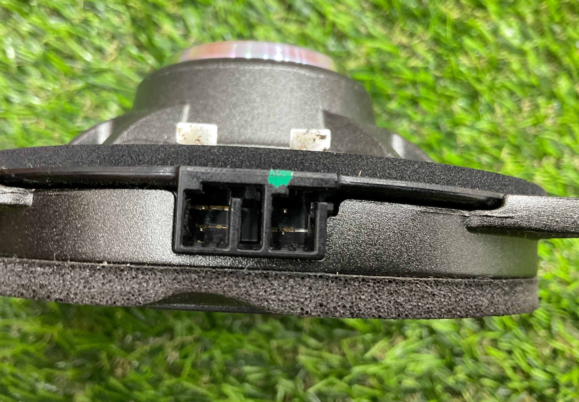 https://ycs.partsauto.market/partsauto-images/thmbs/userImages/h353NjtZg3VDP19b5HMt7LlpbQ93/part/0ec1d086-c3d4-409f-b386-56da16d44f50_1780317924740.jpg