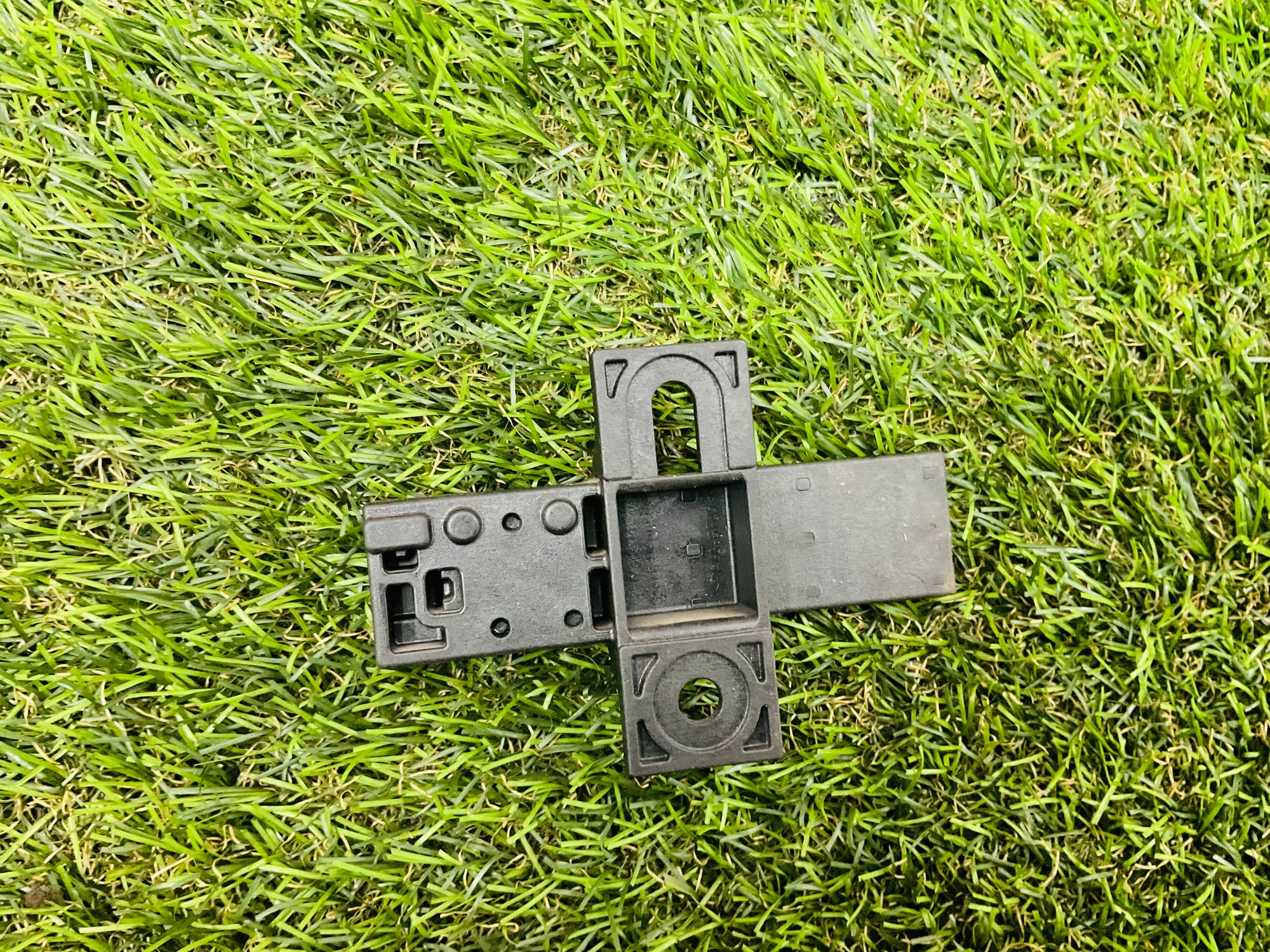 https://ycs.partsauto.market/partsauto-images/thmbs/userImages/h353NjtZg3VDP19b5HMt7LlpbQ93/part/0ec39609-e84e-46f1-928f-abb6de858896_1786367044930.jpg
