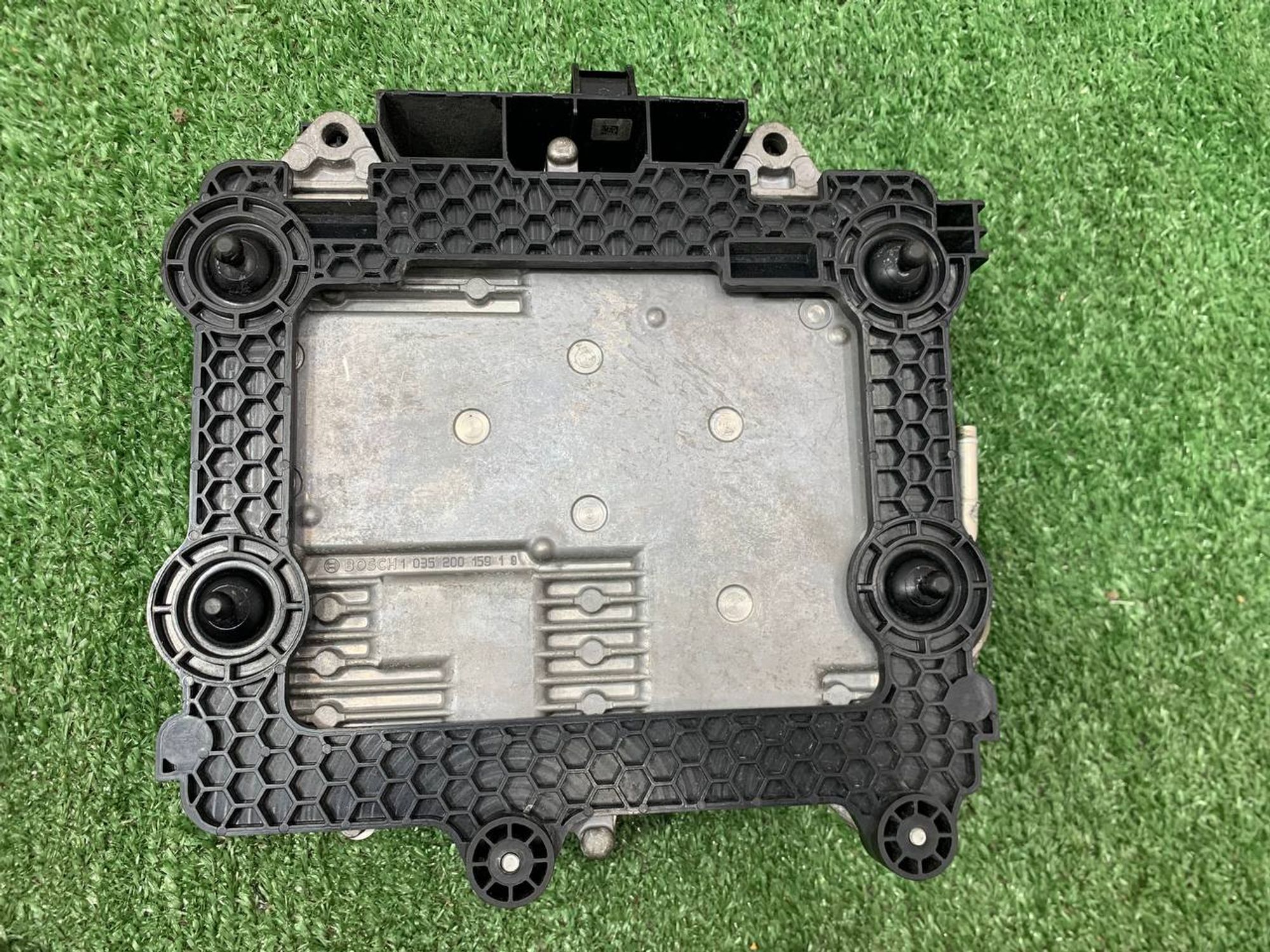 https://ycs.partsauto.market/partsauto-images/thmbs/userImages/h353NjtZg3VDP19b5HMt7LlpbQ93/part/0ec8ba33-1bb1-4b9f-ace7-c98ed7caa80f_1729944393586.jpg