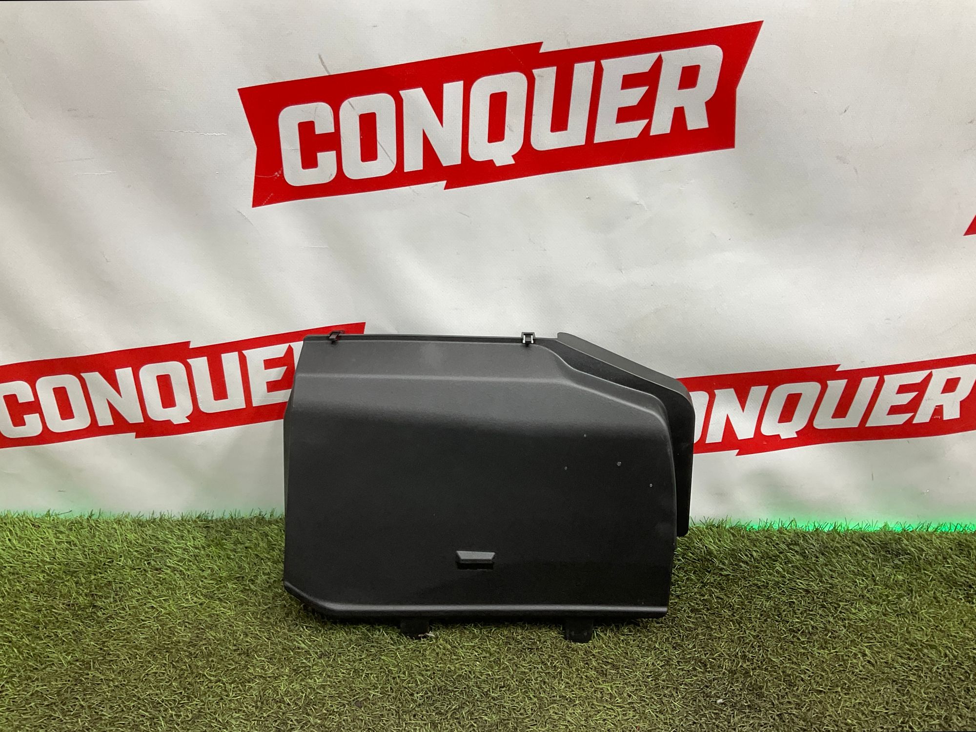 Крышка моторного отсека левая Toyota Land Cruiser 300 (2021—2023) 2022, 5000 рублей, Москва