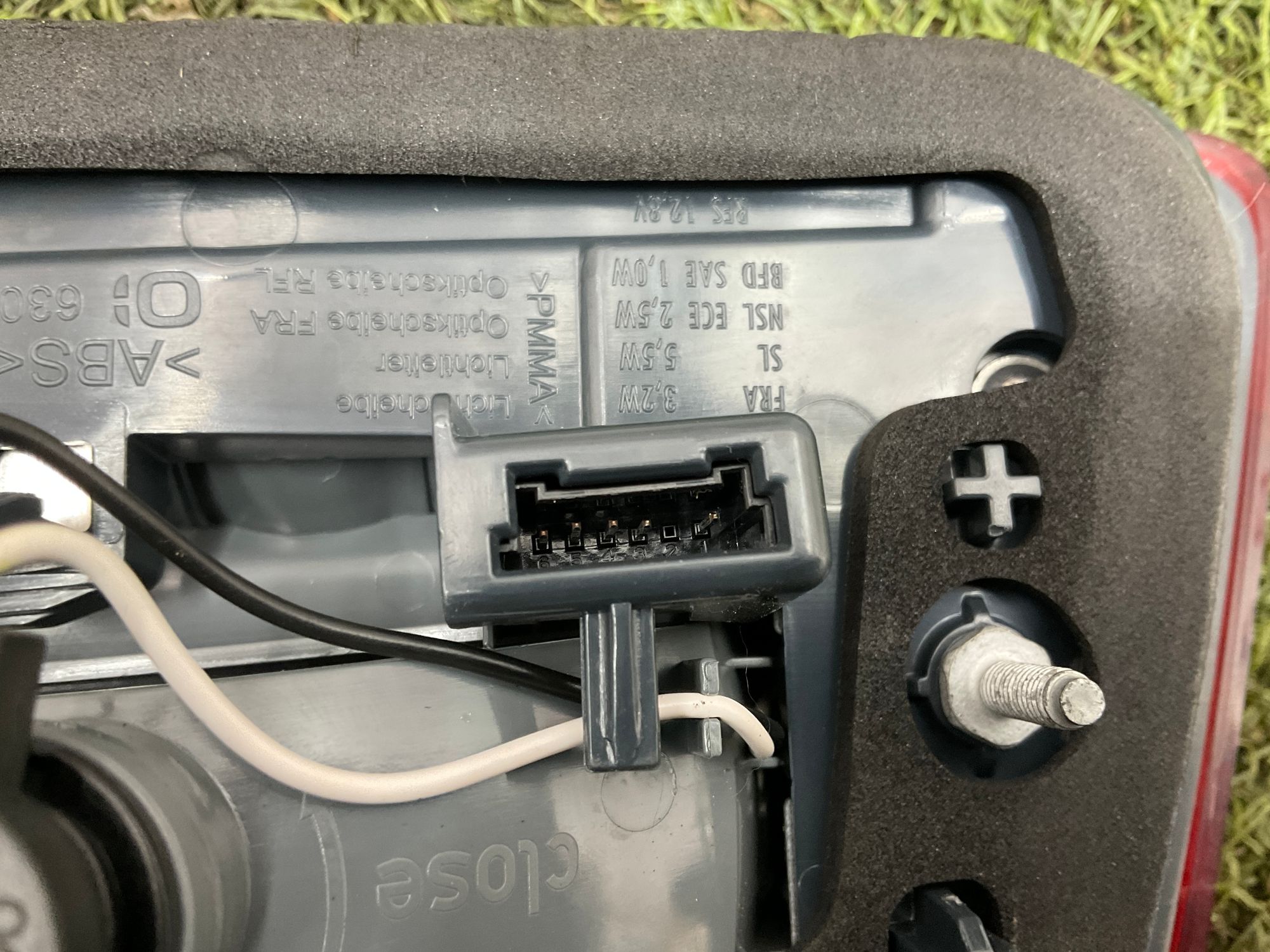 Фонарь левый внутренний BMW 5 серия, G30, 2000 рублей, Москва