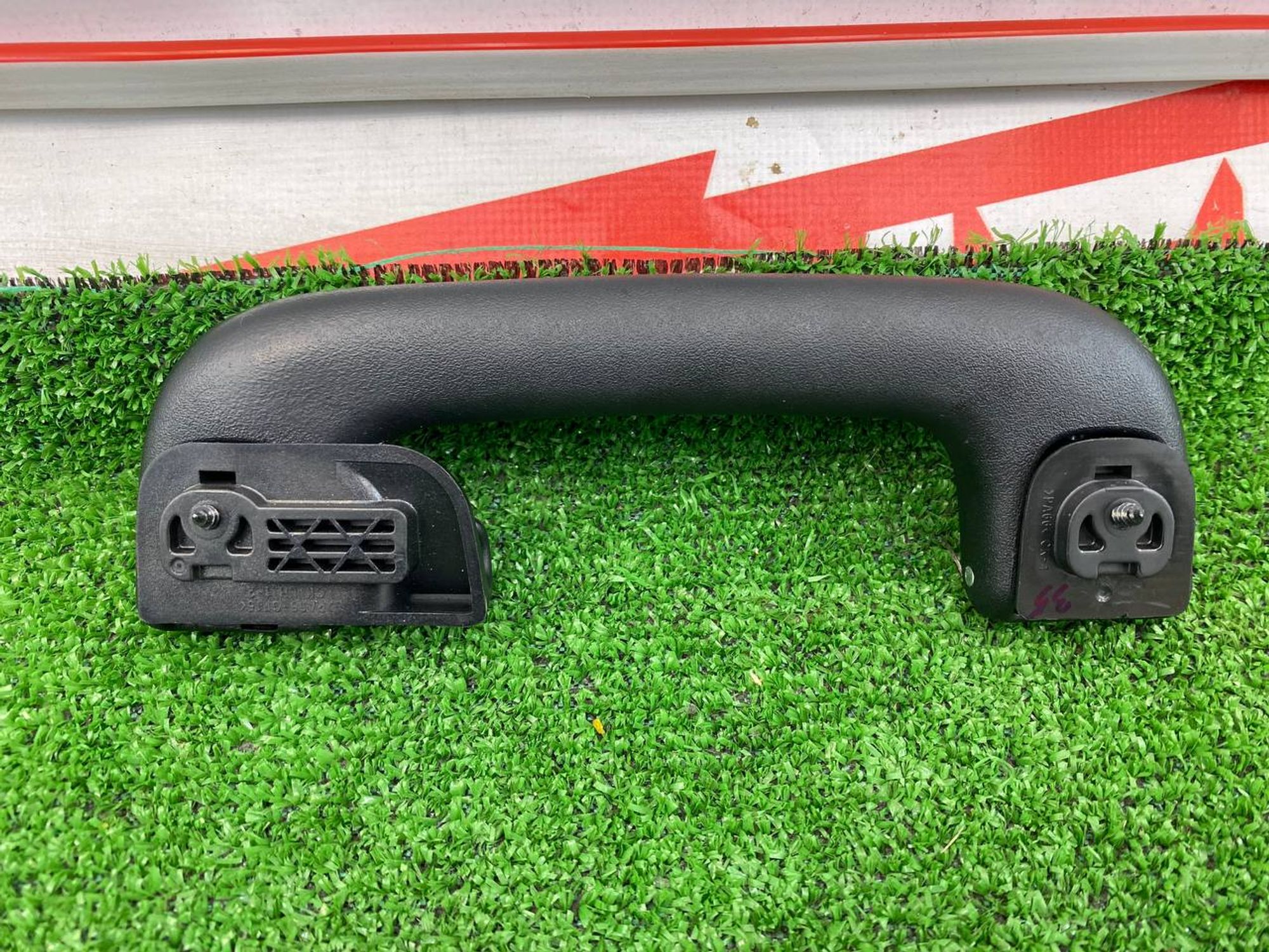 https://ycs.partsauto.market/partsauto-images/thmbs/userImages/h353NjtZg3VDP19b5HMt7LlpbQ93/part/0f7ed1b2-80ae-4e53-8476-b1336761a349_1744287082442.jpg