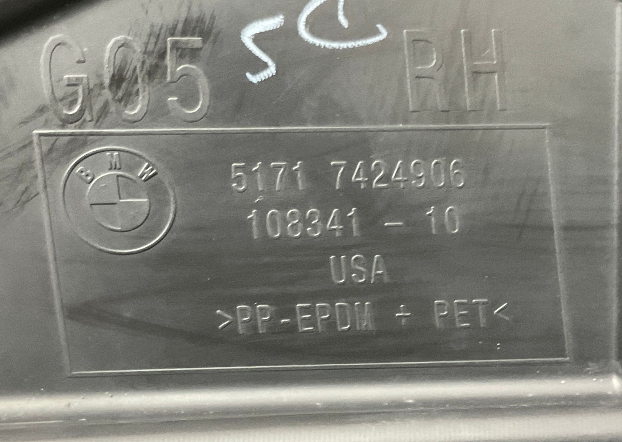 https://ycs.partsauto.market/partsauto-images/thmbs/userImages/h353NjtZg3VDP19b5HMt7LlpbQ93/part/0fbbc117-659b-450c-bc67-daf5fd0eb94e_1743839454829.jpg
