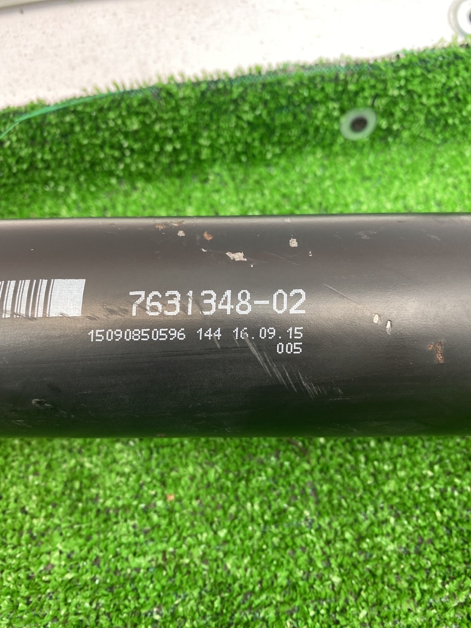 https://ycs.partsauto.market/partsauto-images/thmbs/userImages/h353NjtZg3VDP19b5HMt7LlpbQ93/part/0ff86a52-5f7a-4be1-a7b7-c3075a34a657_1742392852090.jpg