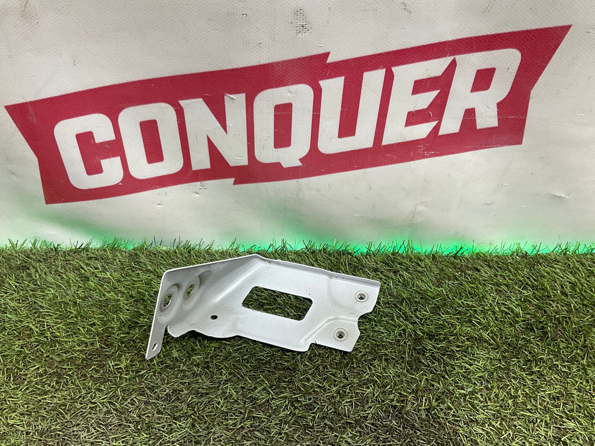 Кронштейн крепления крыла левый BMW X5, G05 2019, 5000 рублей, Москва