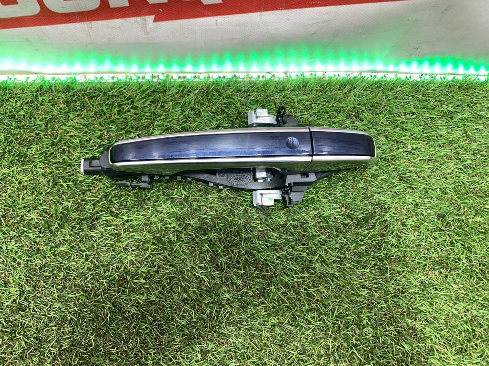 https://ycs.partsauto.market/partsauto-images/thmbs/userImages/h353NjtZg3VDP19b5HMt7LlpbQ93/part/101765a7-0fe6-4dc3-83d9-a7302d6bc773_1714742580305.jpg