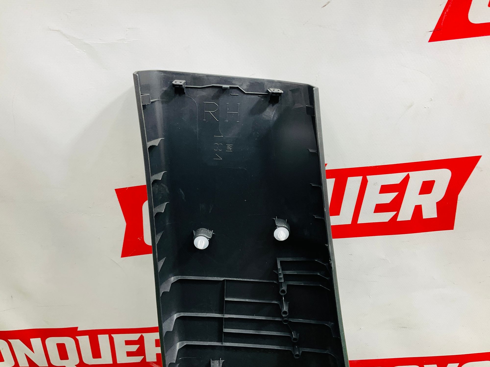 https://ycs.partsauto.market/partsauto-images/thmbs/userImages/h353NjtZg3VDP19b5HMt7LlpbQ93/part/101c9445-ff14-4cc2-a12a-c4e7f618ff9c_1780054759737.jpg