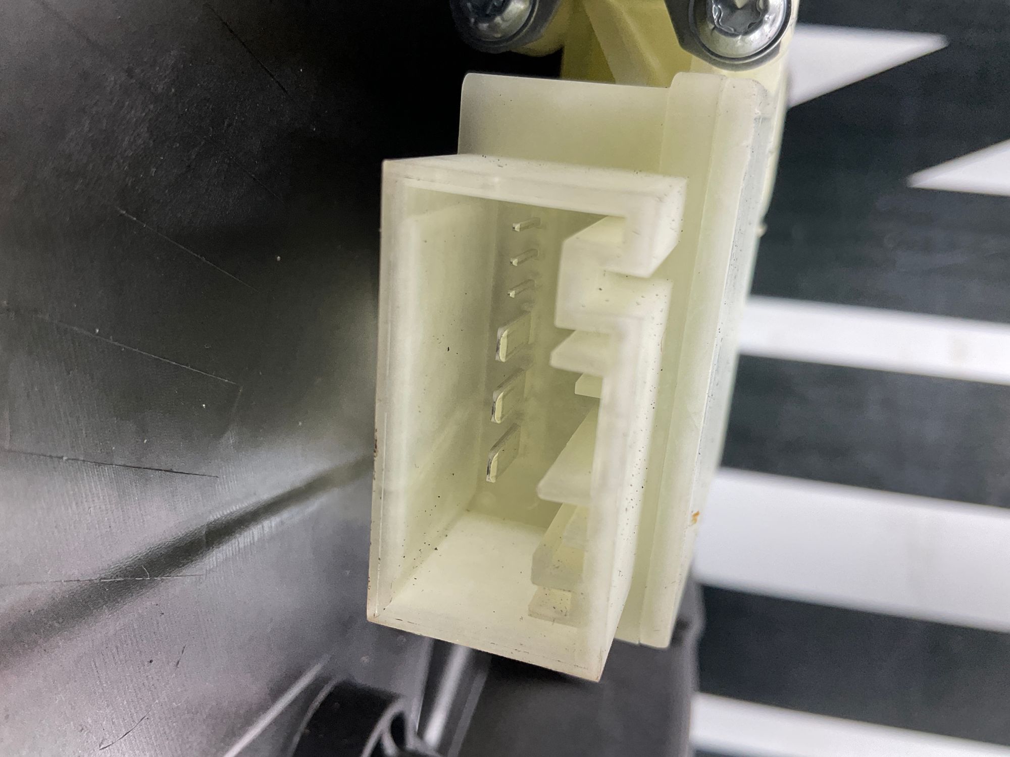 Задний правый стеклоподъёмник BMW M3, G80 2023, 4000 рублей, Москва