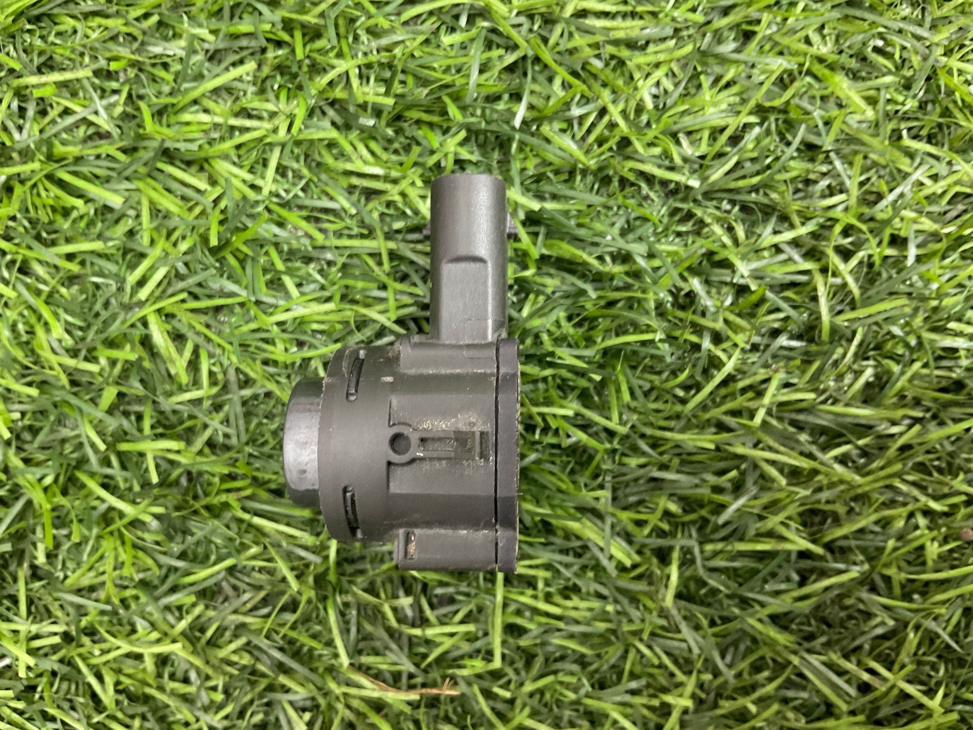 https://ycs.partsauto.market/partsauto-images/thmbs/userImages/h353NjtZg3VDP19b5HMt7LlpbQ93/part/10f63fe7-6287-4b15-a1d3-0ba7b448bf30_1744102793296.jpg