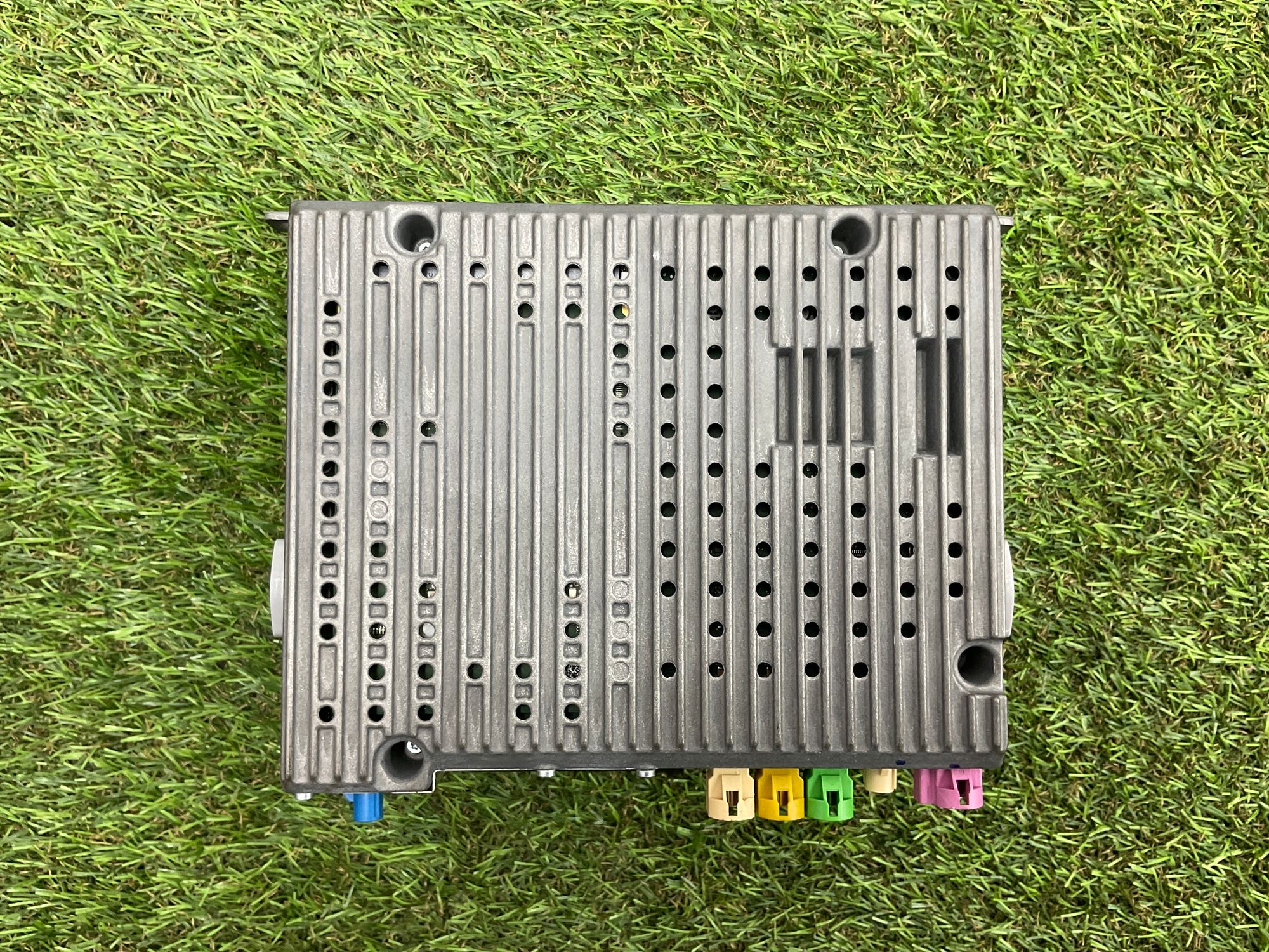 https://ycs.partsauto.market/partsauto-images/thmbs/userImages/h353NjtZg3VDP19b5HMt7LlpbQ93/part/1133d677-6983-4de5-9457-c9771577f8e4_1747987078985.jpg