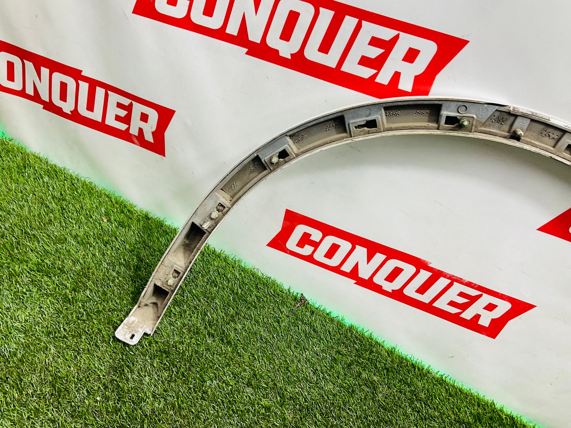 https://ycs.partsauto.market/partsauto-images/thmbs/userImages/h353NjtZg3VDP19b5HMt7LlpbQ93/part/1161f2a5-a9db-4e0a-a5c9-83c473459da9_1786977414094.jpg