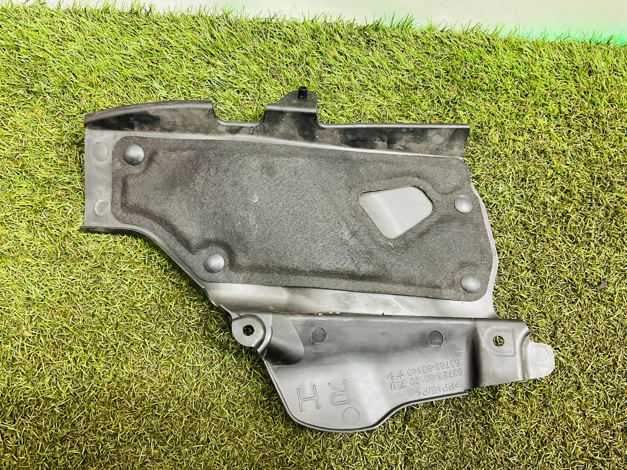 https://ycs.partsauto.market/partsauto-images/thmbs/userImages/h353NjtZg3VDP19b5HMt7LlpbQ93/part/11f14505-4d7c-42c9-b5a9-2216cf30f43d_1779700805395.jpg