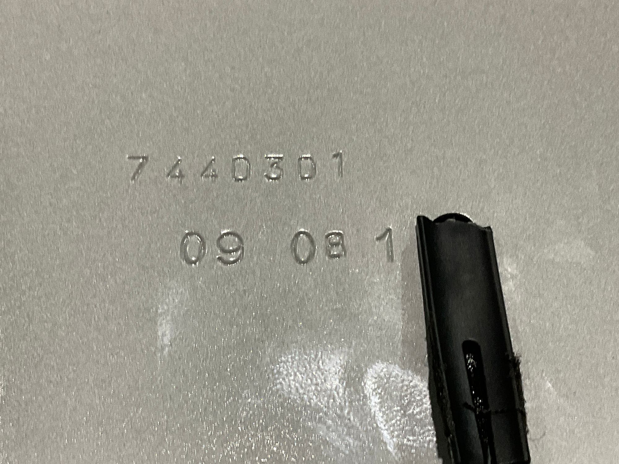 https://ycs.partsauto.market/partsauto-images/thmbs/userImages/h353NjtZg3VDP19b5HMt7LlpbQ93/part/11f8c09a-0891-42ac-bcf7-b6d1de3968bb_1737560093277.jpg