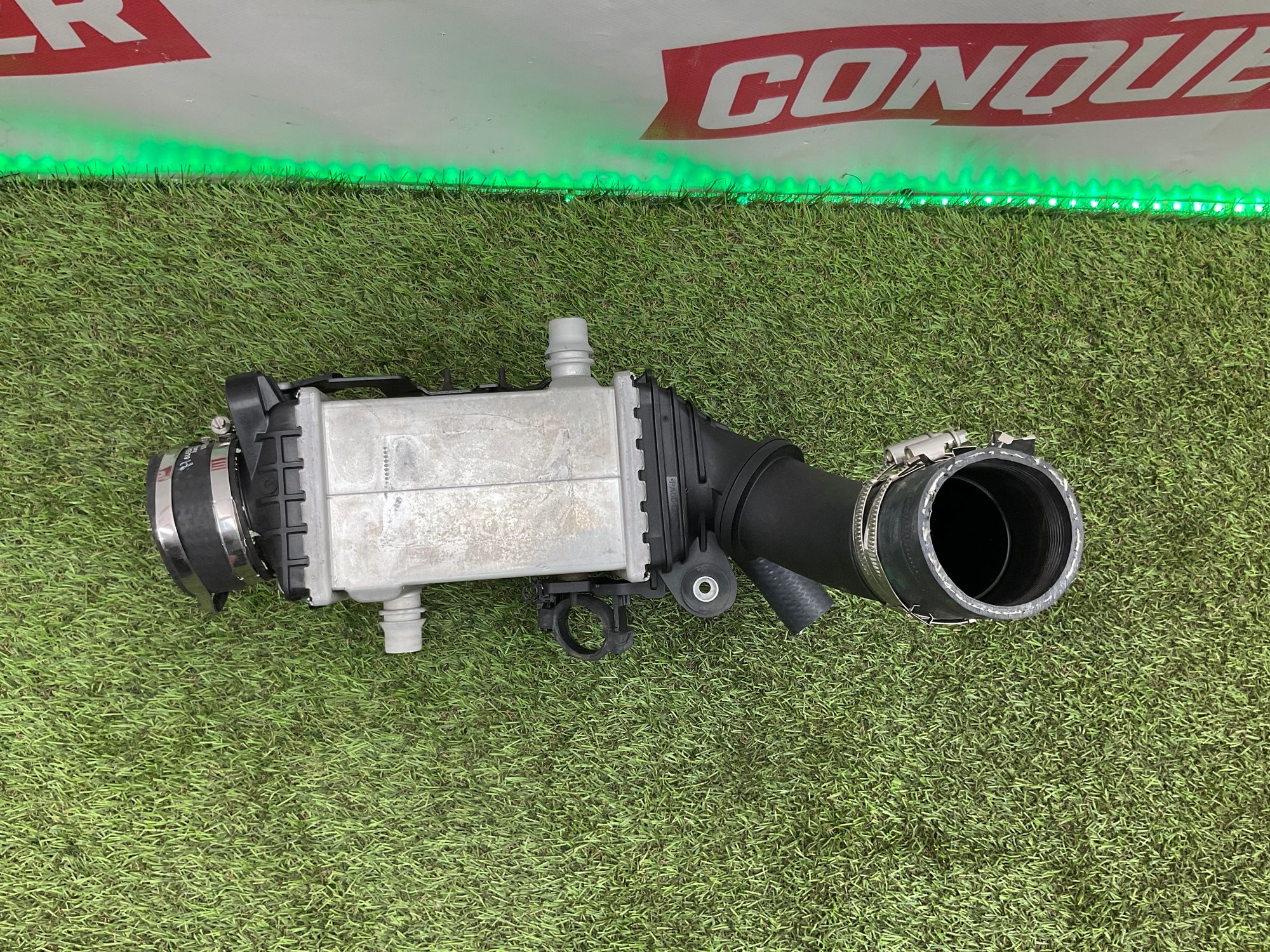 https://ycs.partsauto.market/partsauto-images/thmbs/userImages/h353NjtZg3VDP19b5HMt7LlpbQ93/part/123b3e78-c900-4116-992a-4a0e645a566d_1750058745299.jpg
