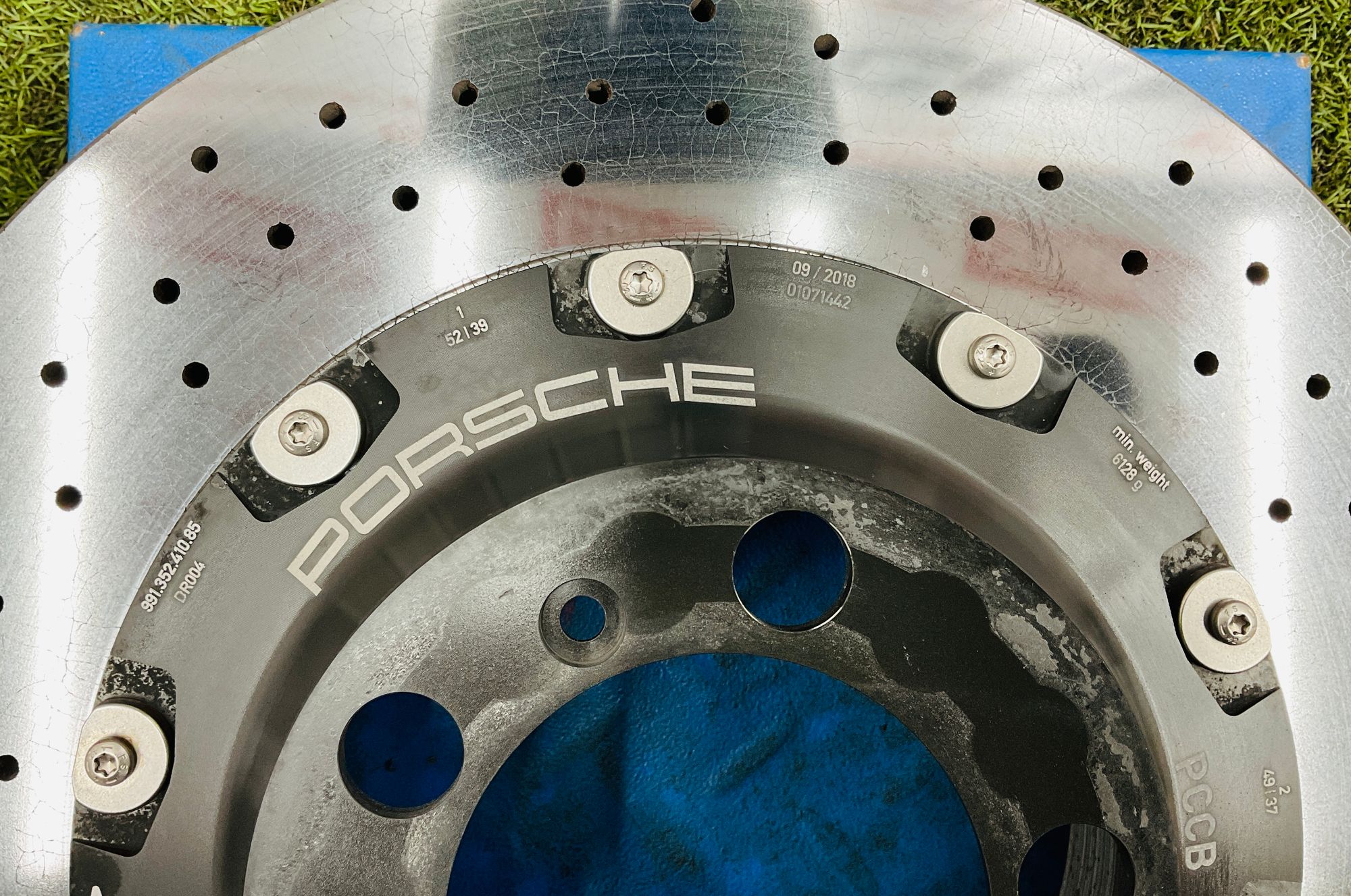 https://ycs.partsauto.market/partsauto-images/thmbs/userImages/h353NjtZg3VDP19b5HMt7LlpbQ93/part/124ad32e-67ce-47fe-bbcb-91fddc05c9ad_1775568633889.jpg