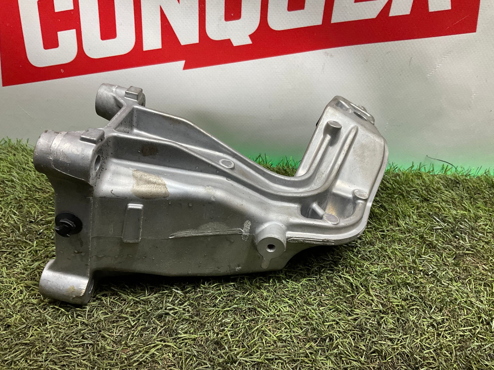 Опора двигателя правая M 274920 Mercedes-Benz C-Класс, W205, 1000 рублей, Москва