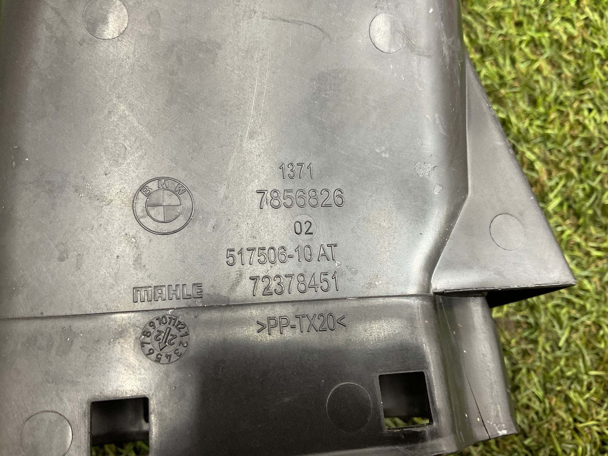 https://ycs.partsauto.market/partsauto-images/thmbs/userImages/h353NjtZg3VDP19b5HMt7LlpbQ93/part/1266fca7-ede8-4664-90da-b5b8382af5dd_1779194622522.jpg