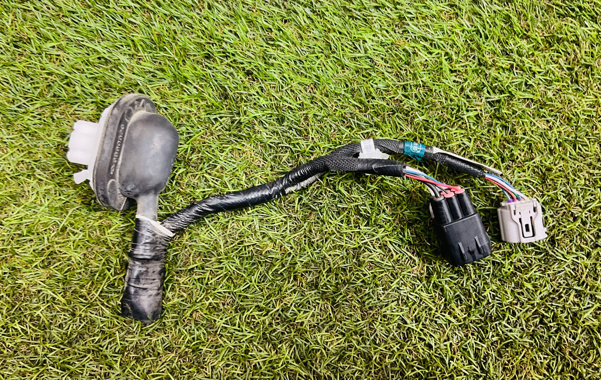https://ycs.partsauto.market/partsauto-images/thmbs/userImages/h353NjtZg3VDP19b5HMt7LlpbQ93/part/12c58ff3-774f-4d82-a44c-f8cc449650b3_1780056514049.jpg