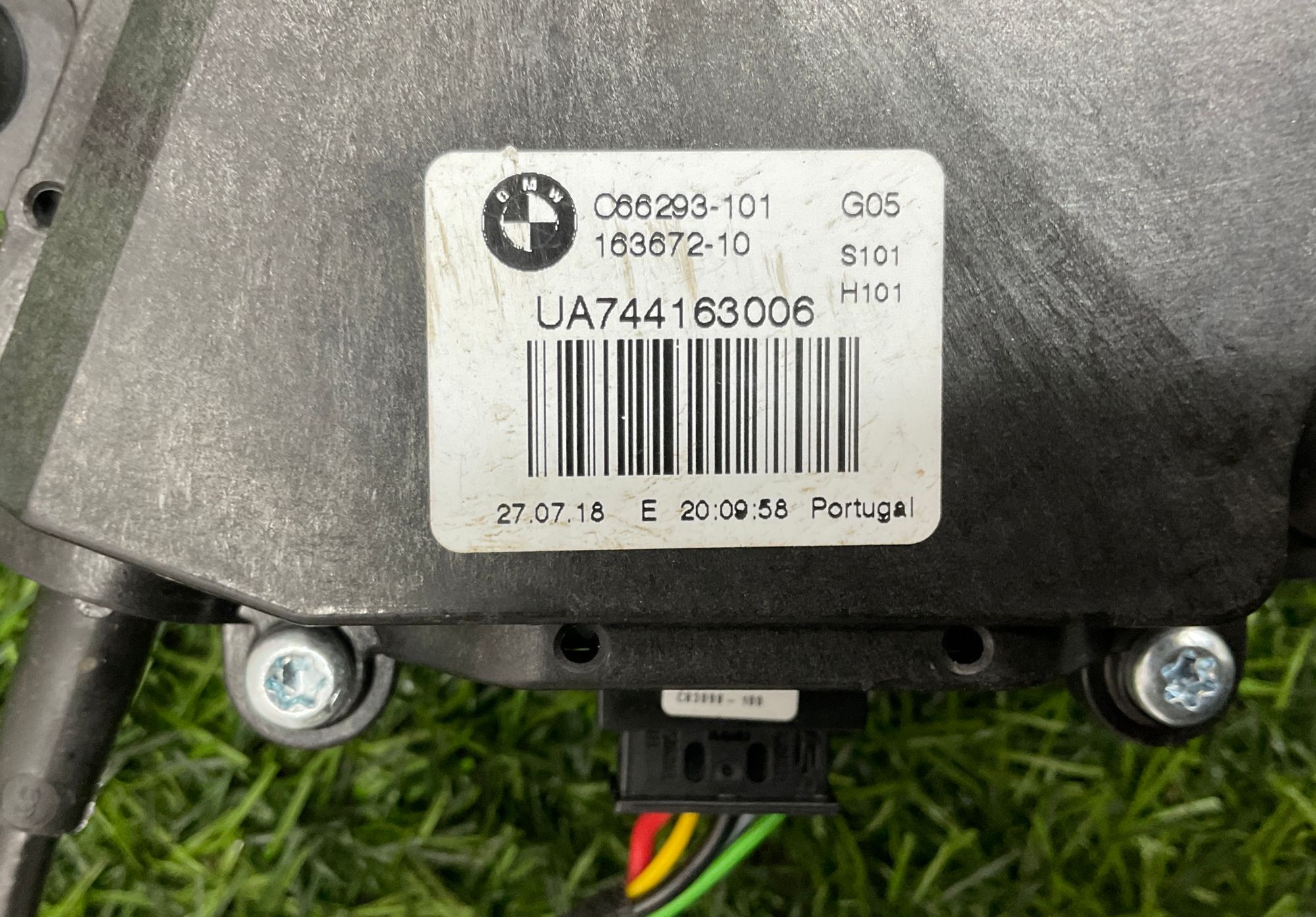 https://ycs.partsauto.market/partsauto-images/thmbs/userImages/h353NjtZg3VDP19b5HMt7LlpbQ93/part/12c938bf-9716-4d57-be94-4387454e3e21_1741694961819.jpg
