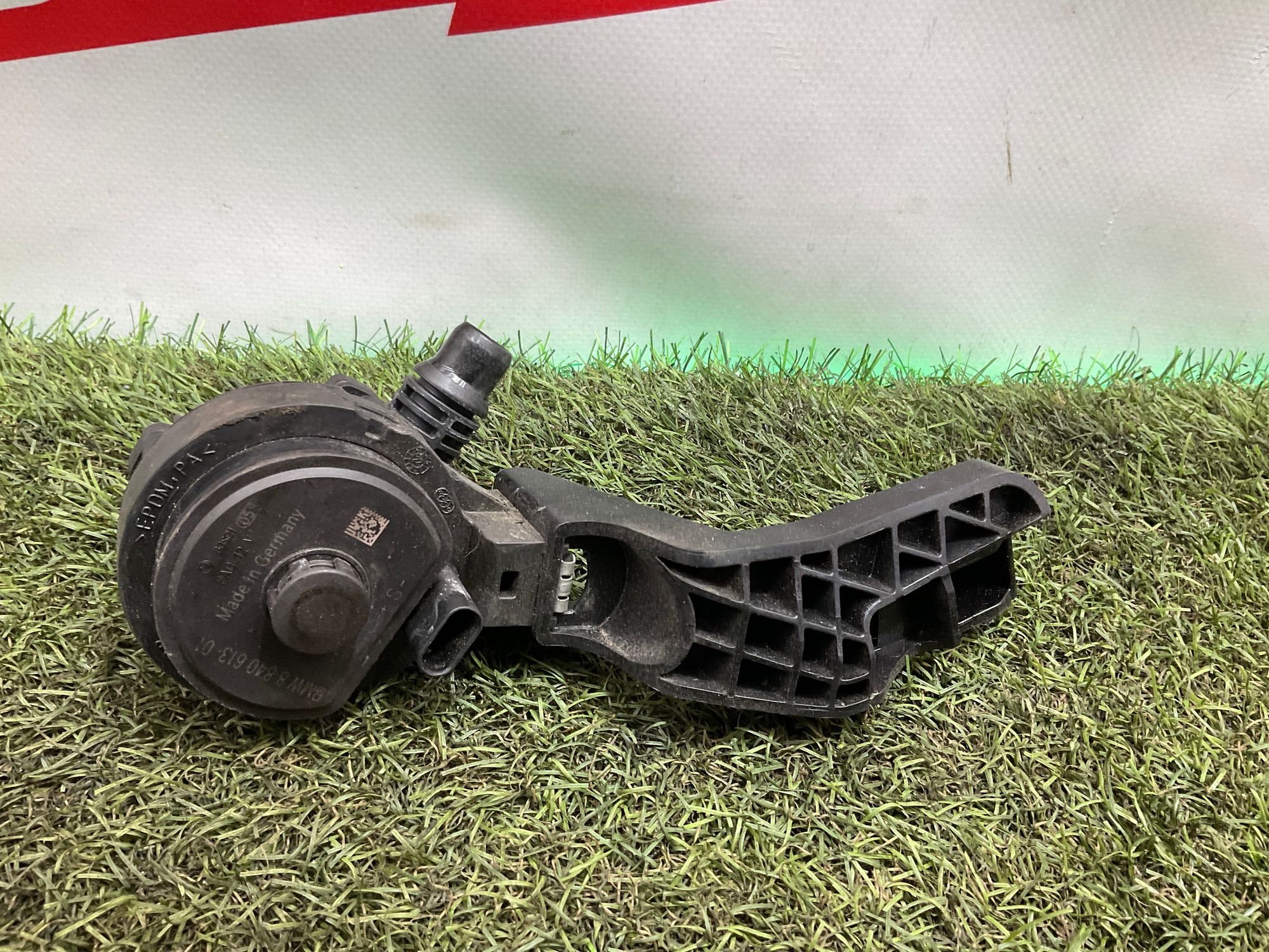 Дополнительный насос BMW 7 G11/G12 рестайлинг (2019-2023) 2022, 13000 рублей, Москва