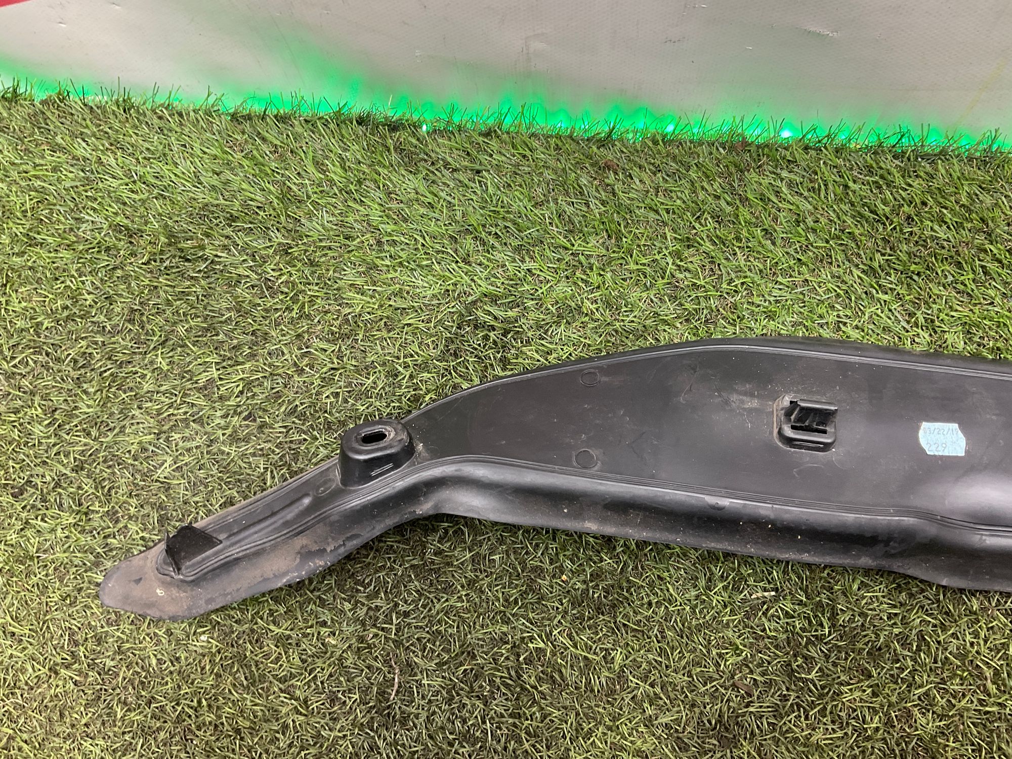 Уплотнитель крыла левый BMW X5 G05, 1500 рублей, Москва