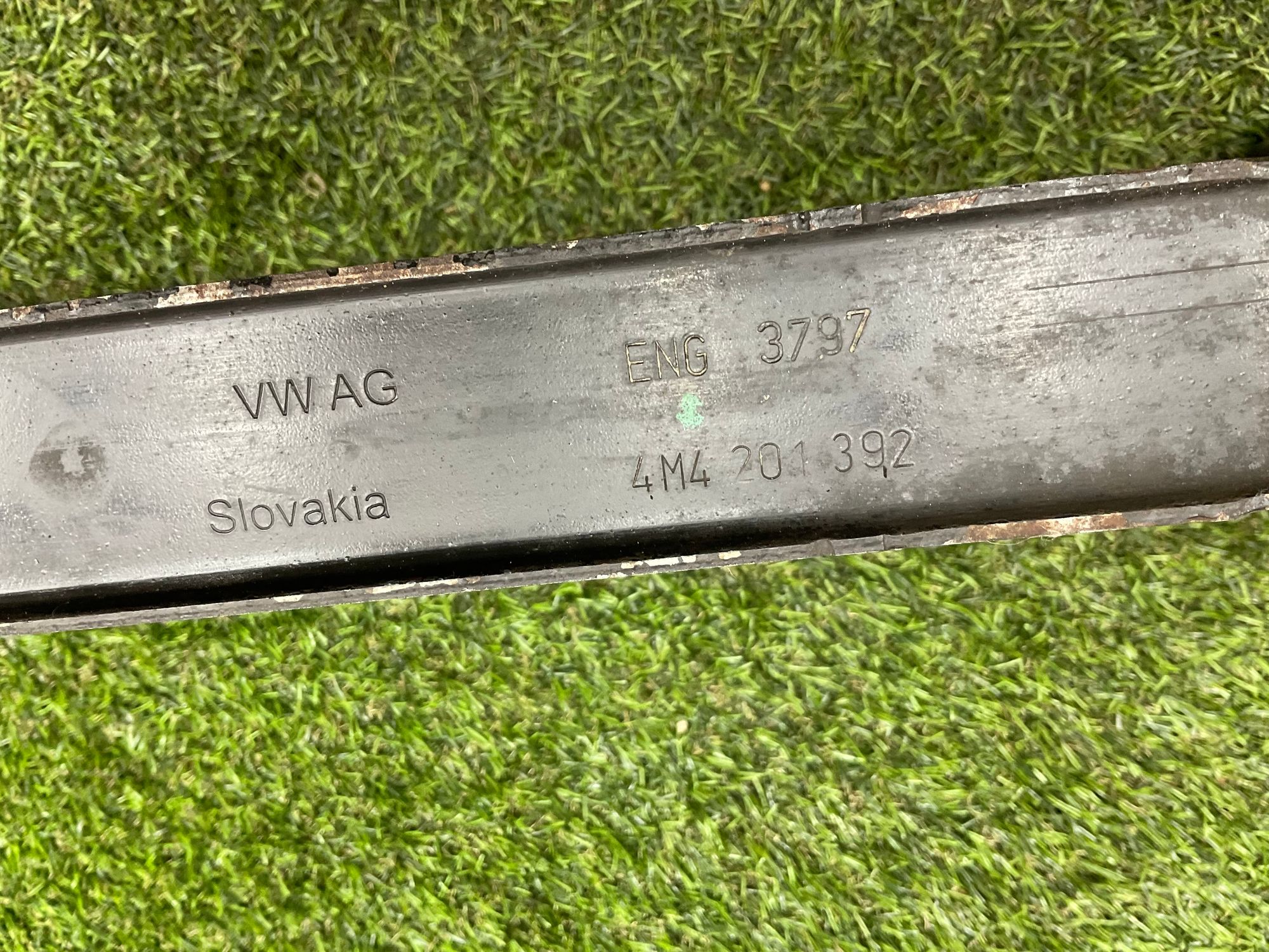 https://ycs.partsauto.market/partsauto-images/thmbs/userImages/h353NjtZg3VDP19b5HMt7LlpbQ93/part/135c4159-7e43-47b9-a504-2fe3b2426113_1786792708636.jpg
