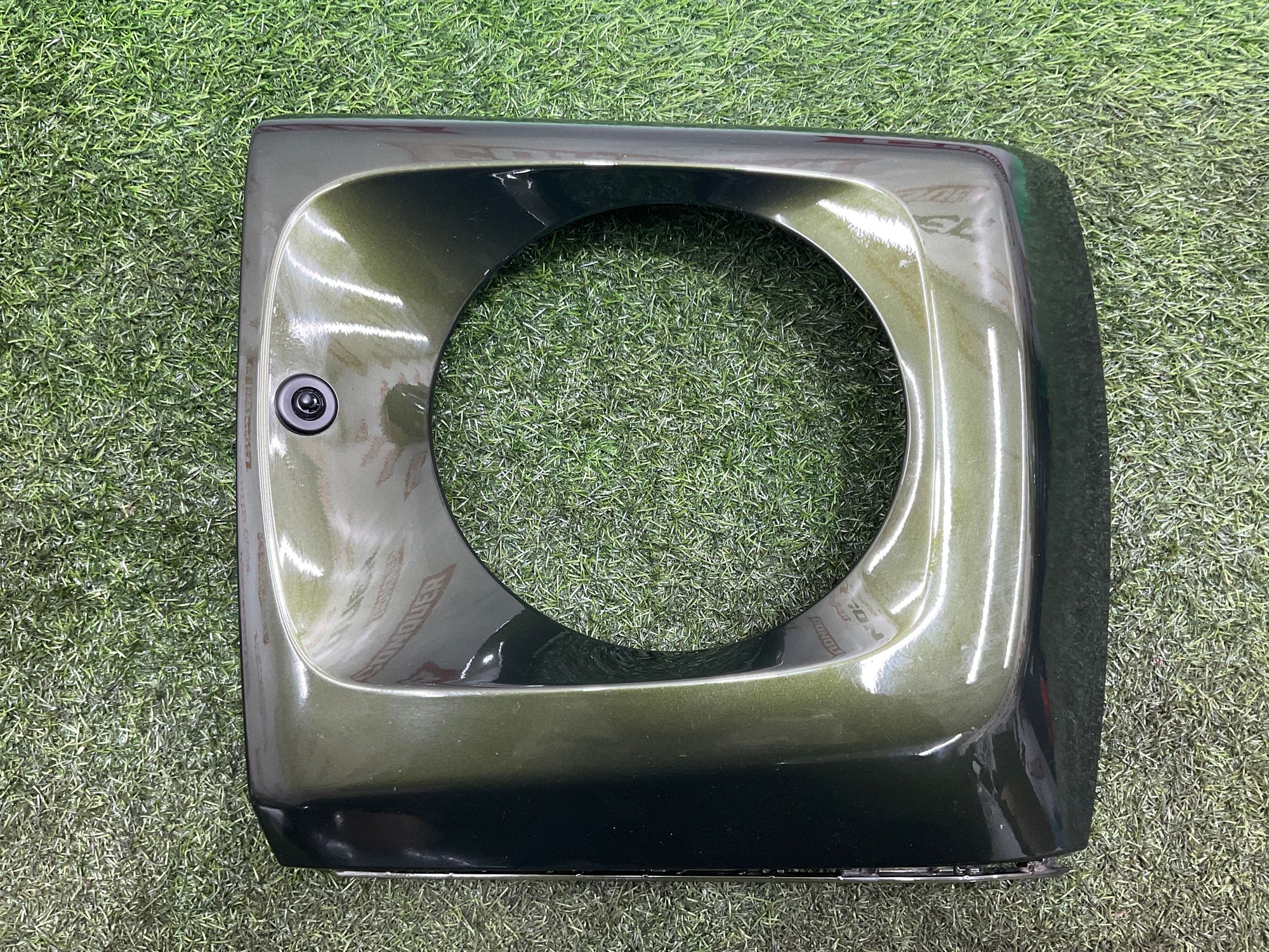 https://ycs.partsauto.market/partsauto-images/thmbs/userImages/h353NjtZg3VDP19b5HMt7LlpbQ93/part/1367854d-33ae-4847-8809-c5f0918af50d_1741873632378.jpg