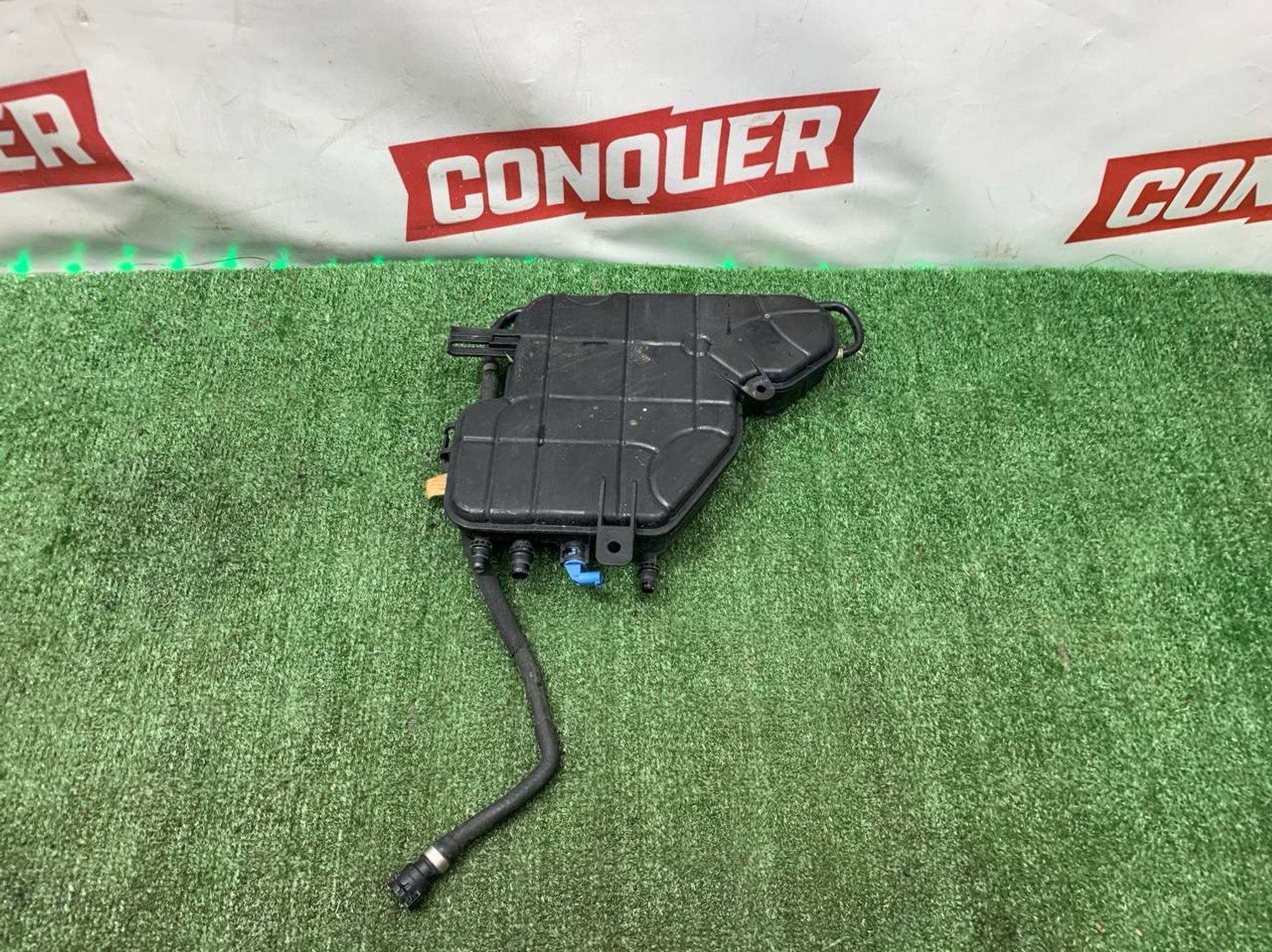 https://ycs.partsauto.market/partsauto-images/thmbs/userImages/h353NjtZg3VDP19b5HMt7LlpbQ93/part/139a61ca-707e-4777-98f7-d5e2f08e6b80_1729936205768.jpg