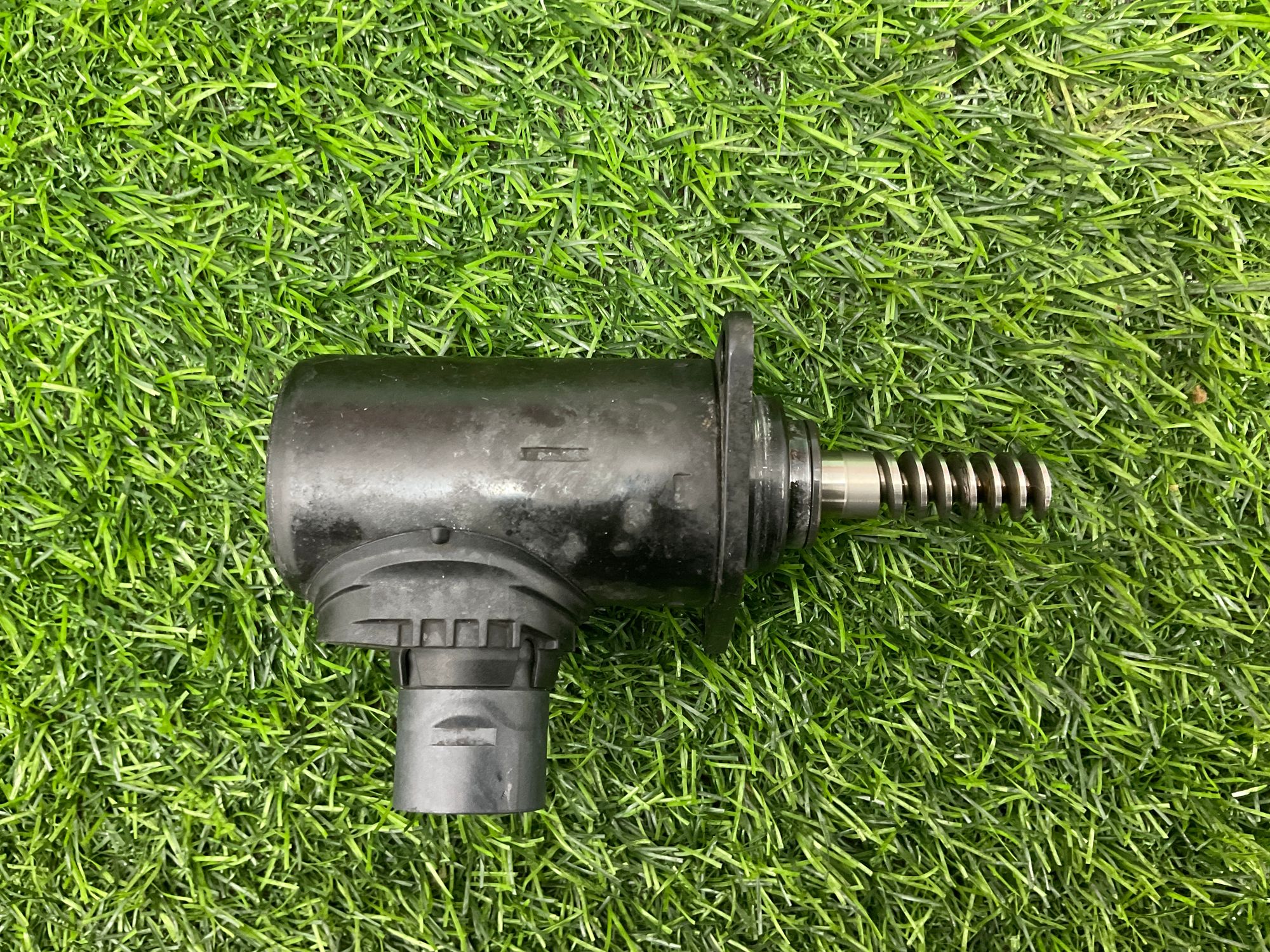 https://ycs.partsauto.market/partsauto-images/thmbs/userImages/h353NjtZg3VDP19b5HMt7LlpbQ93/part/13a31792-d5fa-465d-948e-6c931e642f90_1741358371668.jpg