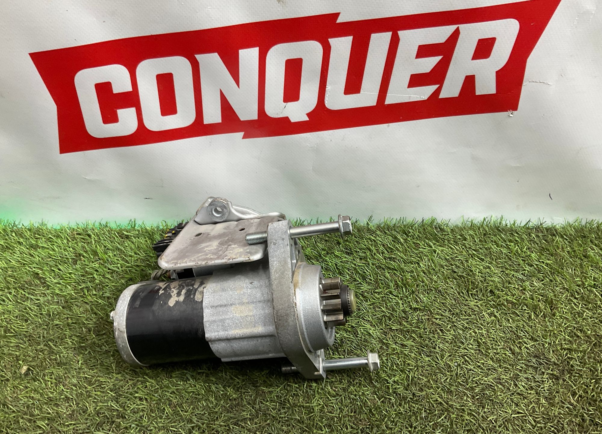 Стартер Toyota Land Cruiser 300 (2021—2023) 2022, 35000 рублей, Москва