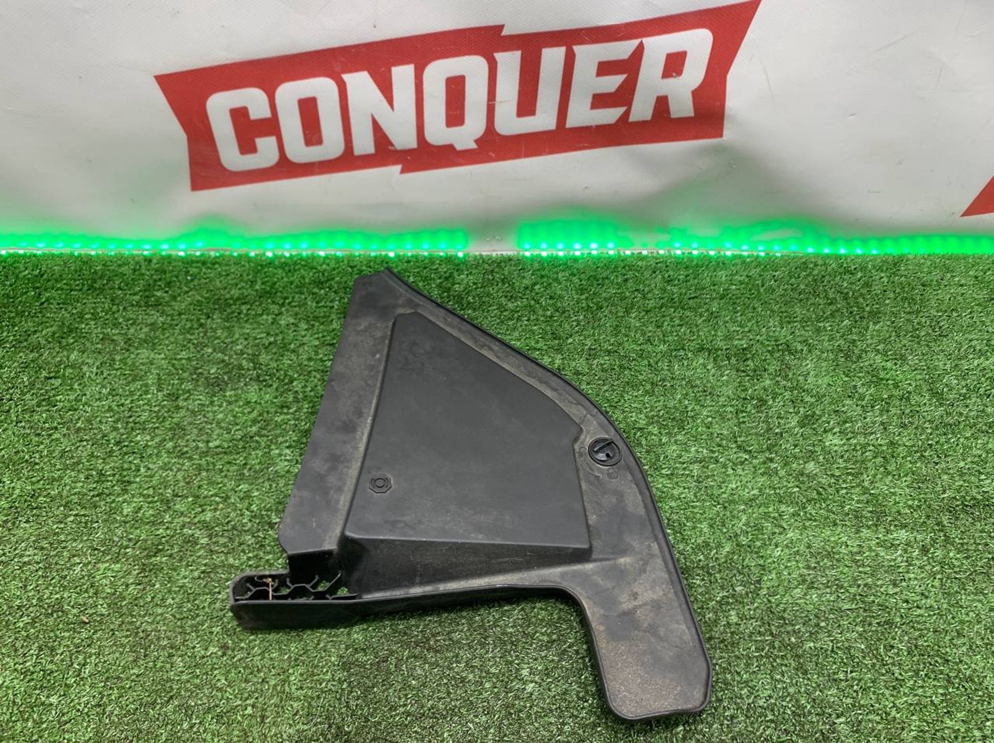 https://ycs.partsauto.market/partsauto-images/thmbs/userImages/h353NjtZg3VDP19b5HMt7LlpbQ93/part/13b159e1-3b23-4c0b-b9d6-8c818136120e_1724424477394.jpg